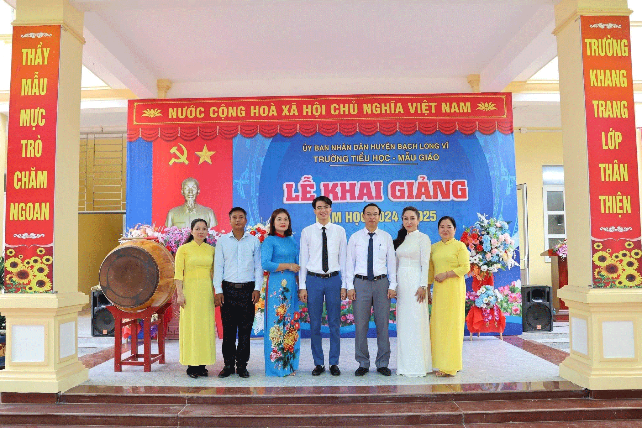 30 năm neo chữ giữa trùng khơi- Ảnh 2.