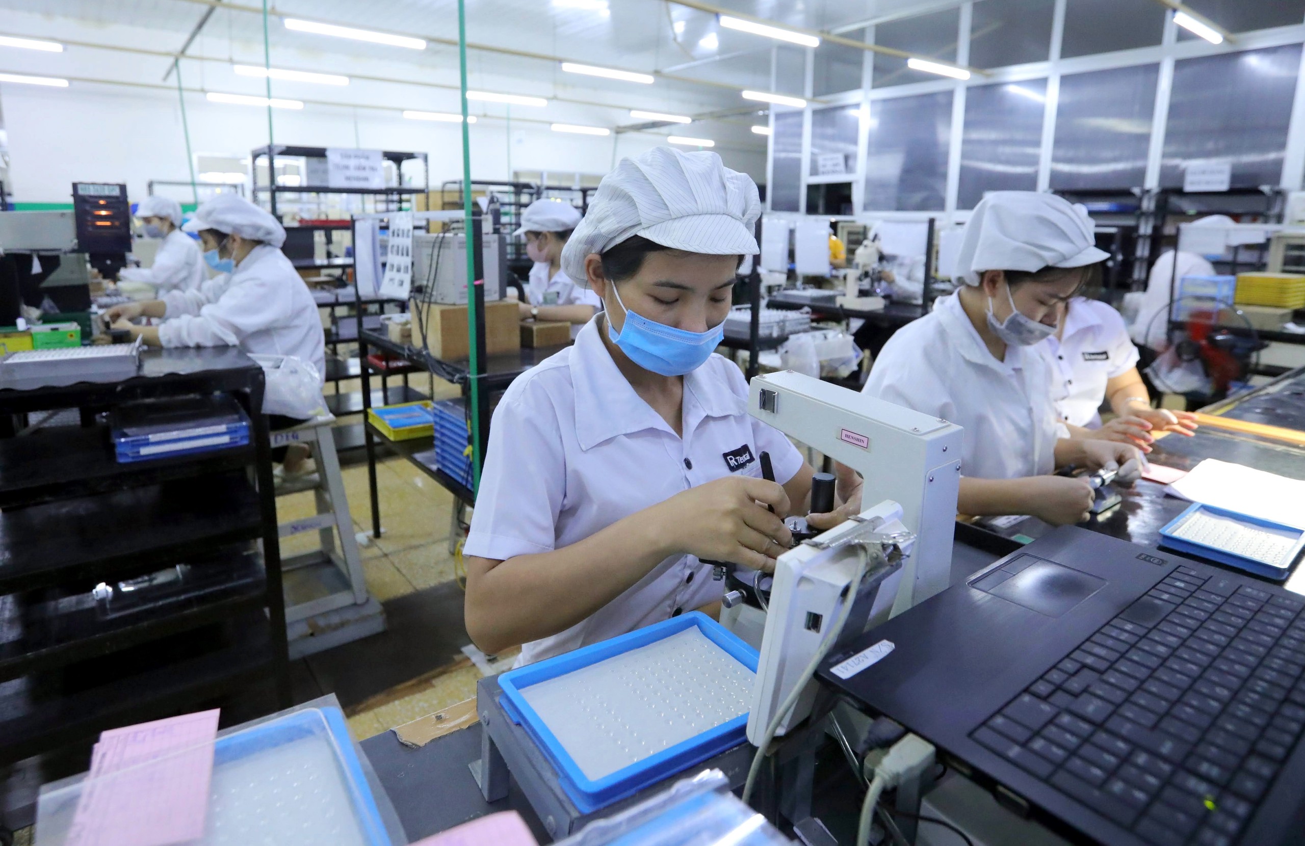 Thu nhập người Việt tăng cao- Ảnh 4.