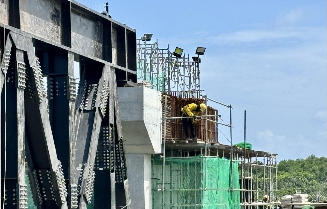 Hàng nghìn đôi bàn tay, một niềm tự hào trên đại công trường APEC 2027- Ảnh 10.
