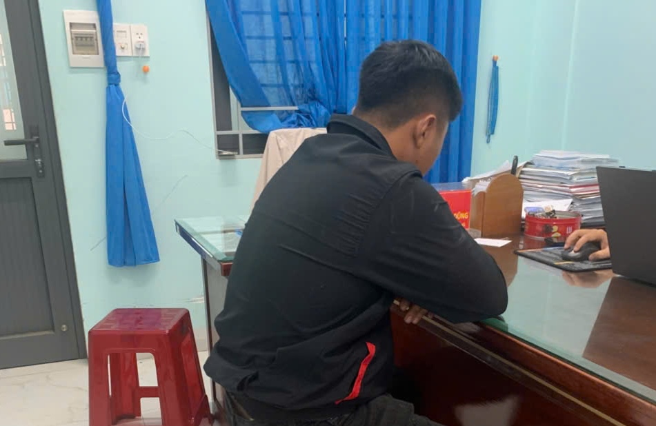 Người đàn ông đến công an trình báo, dựng chuyện bị cướp tiền- Ảnh 1.