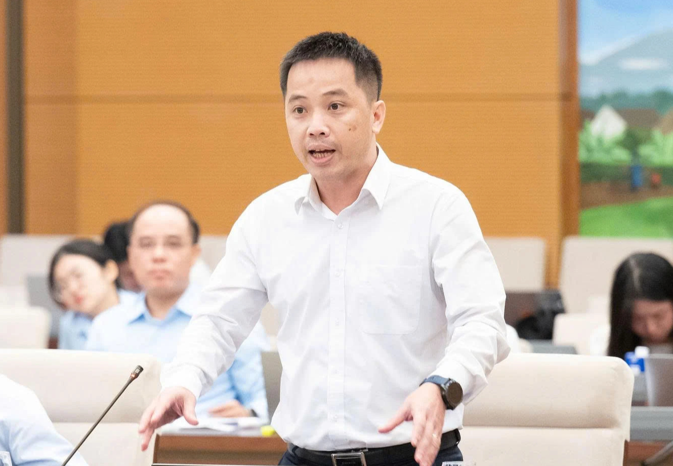 Chủ tịch Quốc hội: Cấp ph&eacute;p lập doanh nghiệp rất dễ nhưng đưa ra rất kh&oacute; - Ảnh 3.