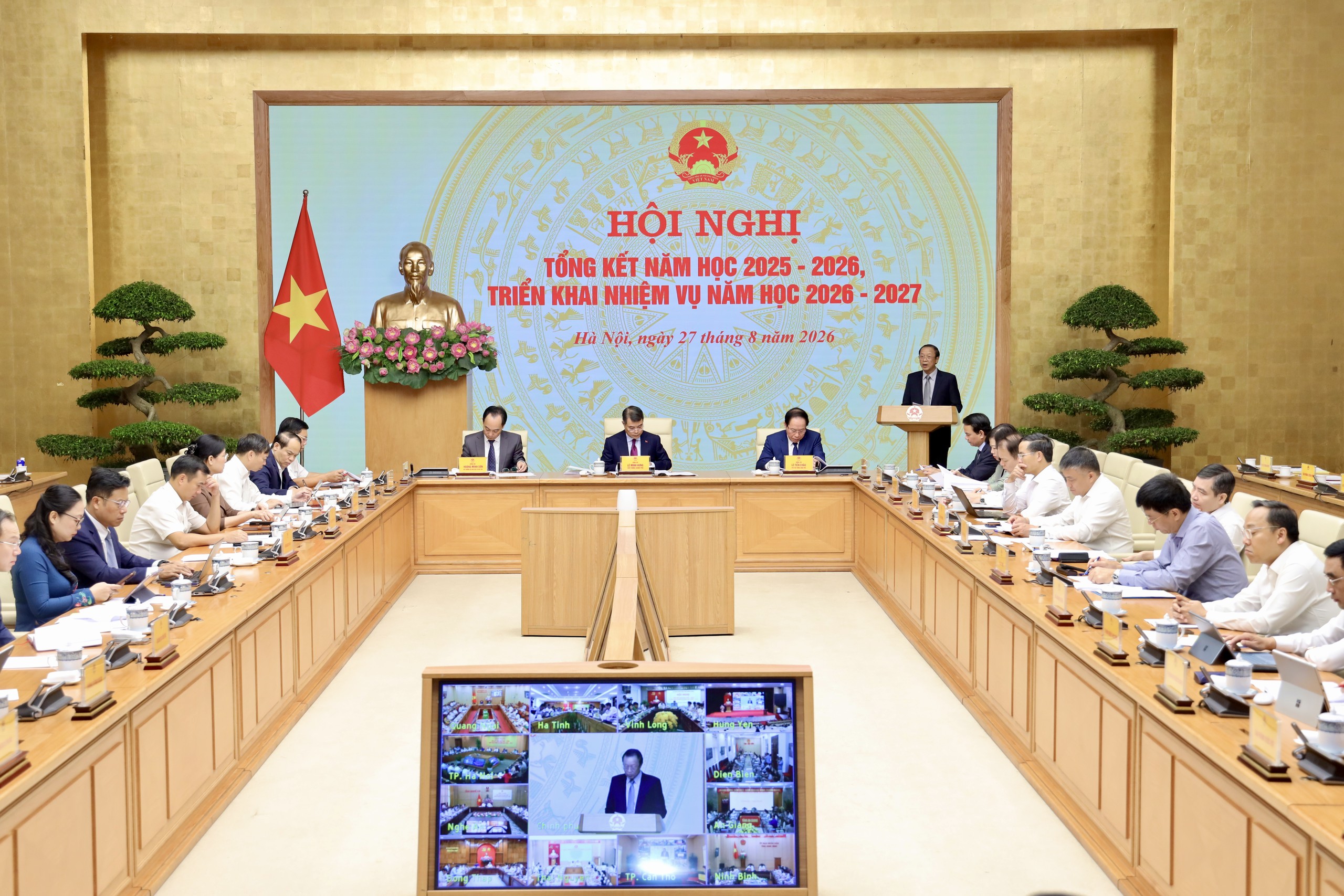 Thủ tướng nói thẳng về gian lận thi cử: Không thể chỉ là “bệnh thành tích” - Ảnh 2.
