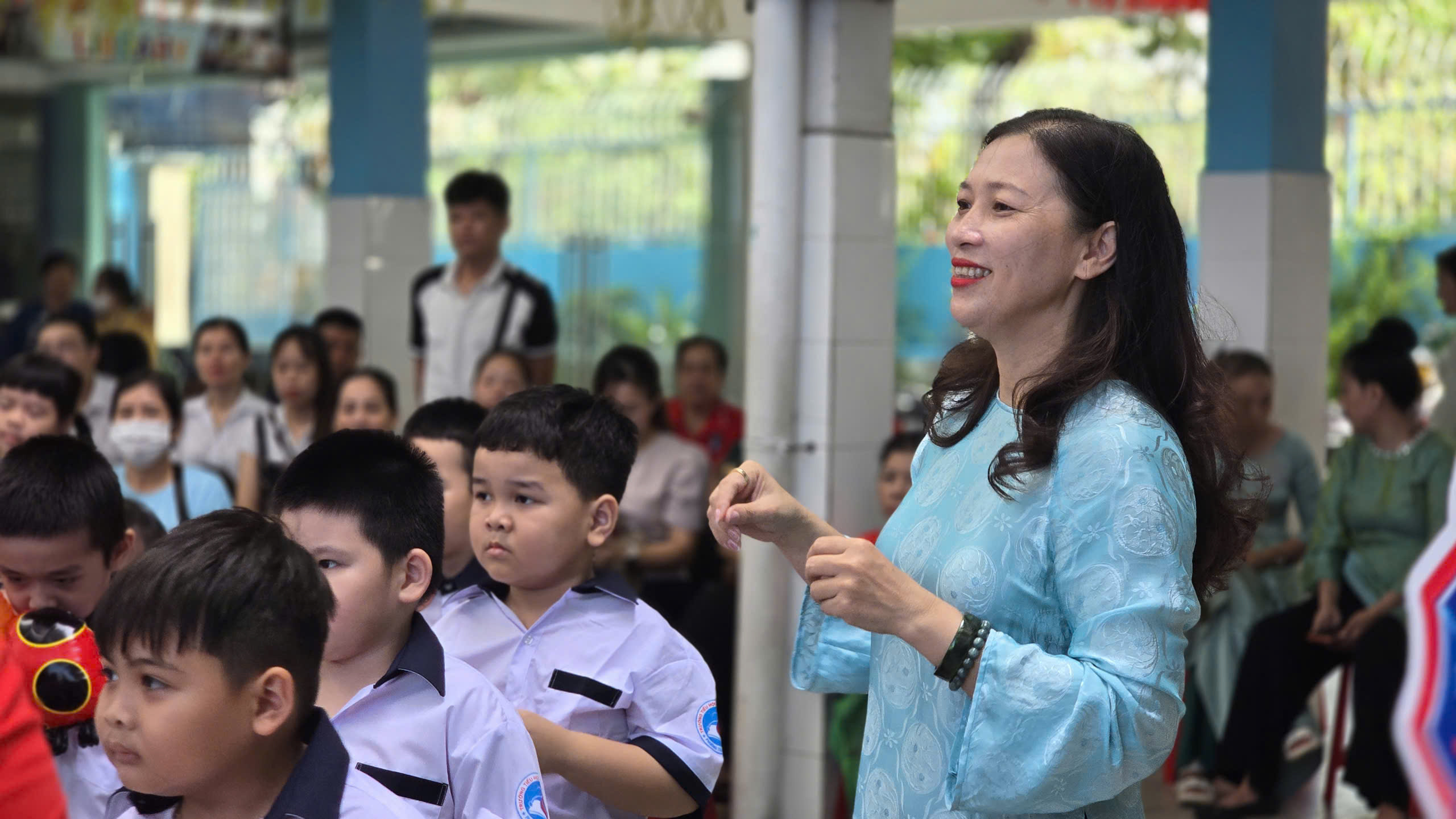 Trường học TP.HCM rộn ràng chuẩn bị khai giảng năm học 2026 - 2027 đặc biệt - Ảnh 11.