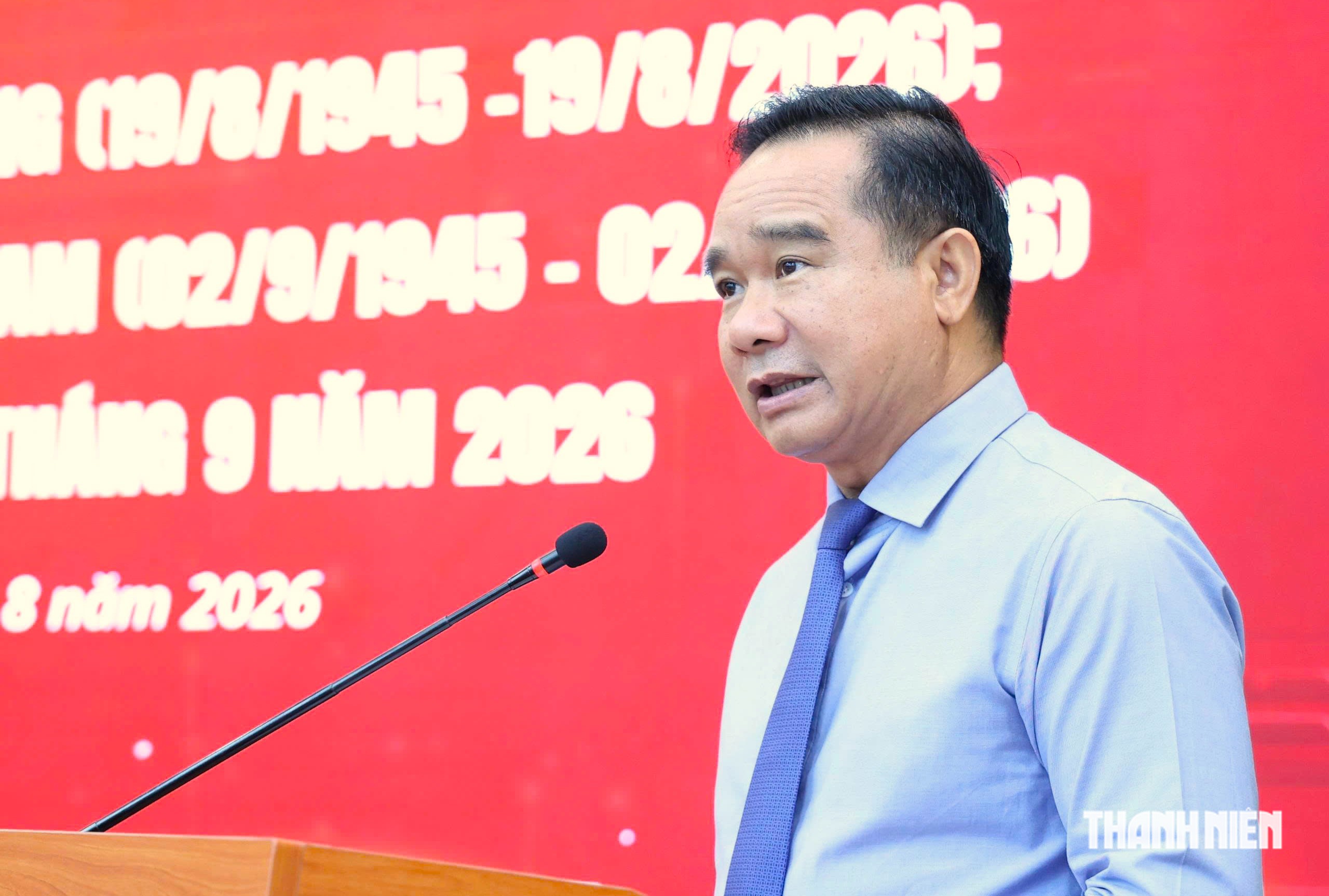 Chủ tịch Nguyễn Văn Được trao huy hiệu Đảng dịp Quốc khánh- Ảnh 2.