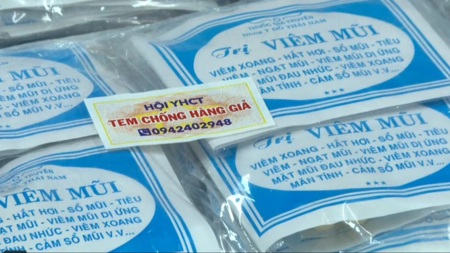 Cận cảnh nơi sản xuất thuốc đông y giả của đôi vợ chồng ở Đồng Tháp- Ảnh 8.