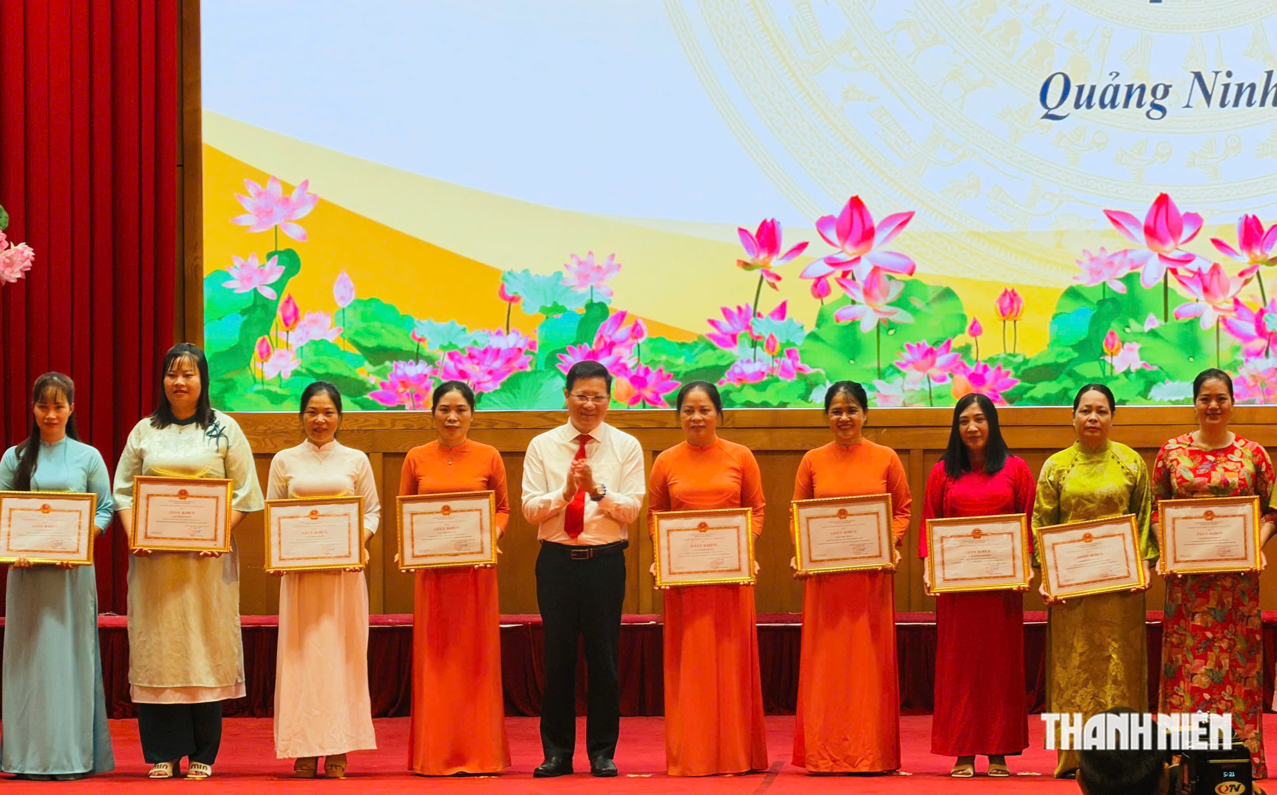 Giáo viên Quảng Ninh xung phong lên vùng khó trước năm học mới - Ảnh 4.