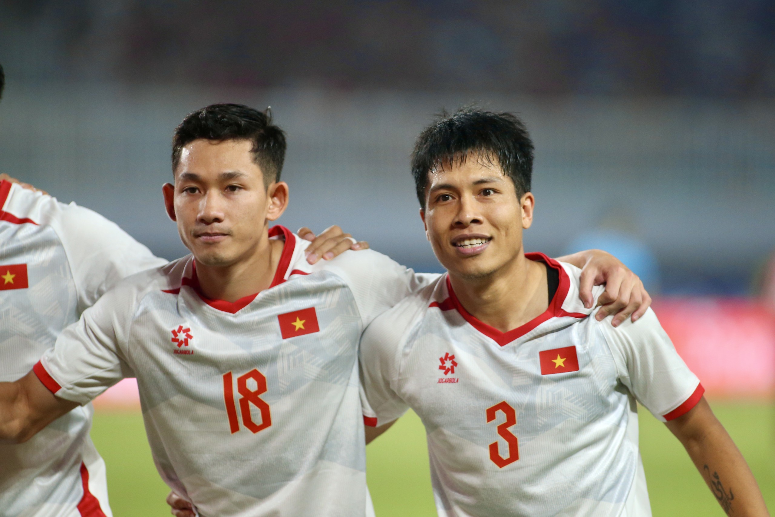  Không thể đứng yên- Ảnh 3.