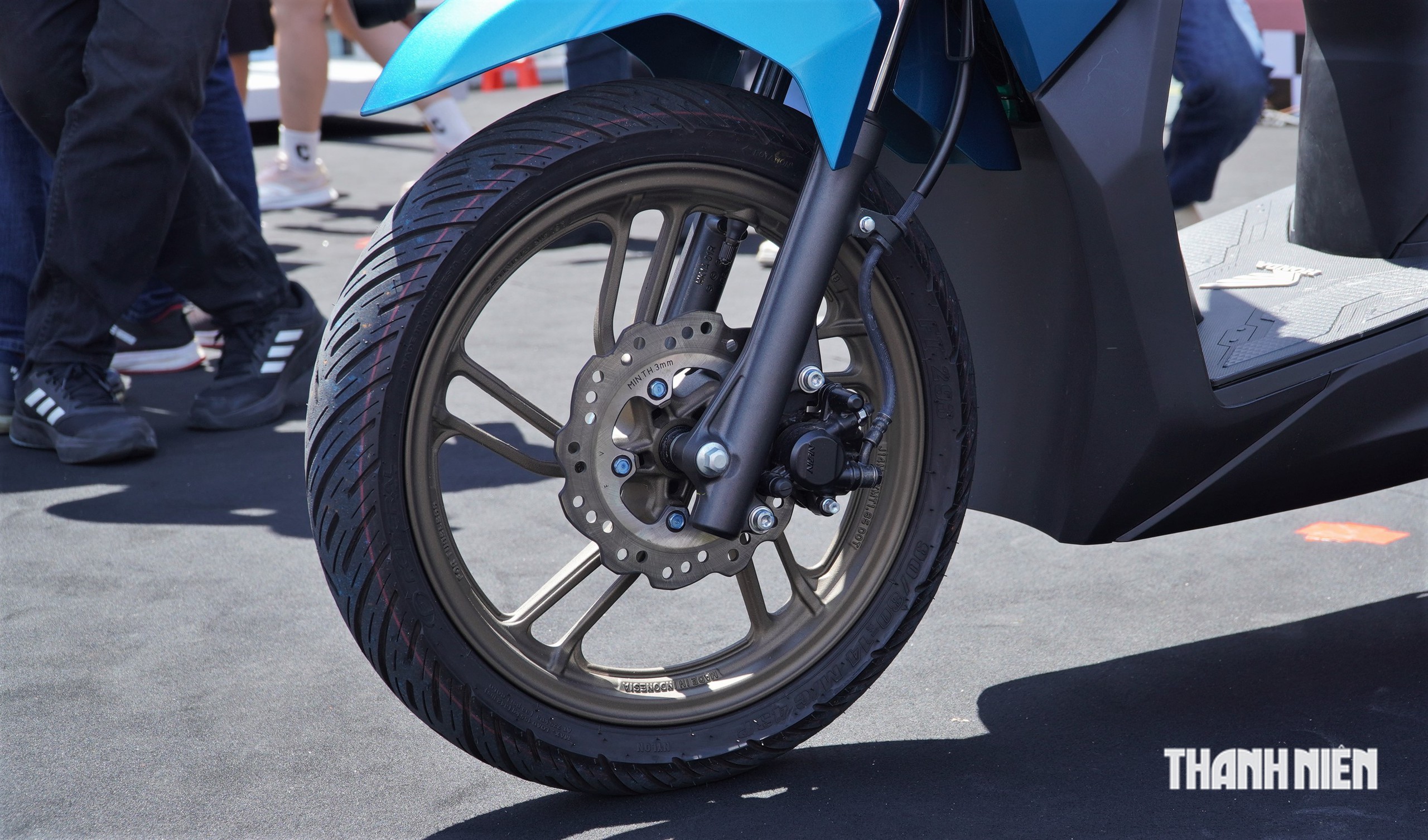 Honda Vario 125 bản ghi-đông ‘trần’ có gì khác biệt? - Ảnh 15.