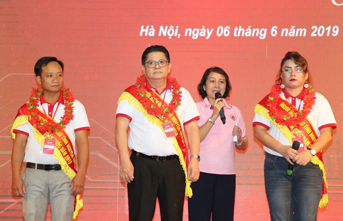 30 năm, 93 lần hiến máu: Người phụ nữ cứ 3 tháng lại 'đứng ngồi không yên'- Ảnh 8.
