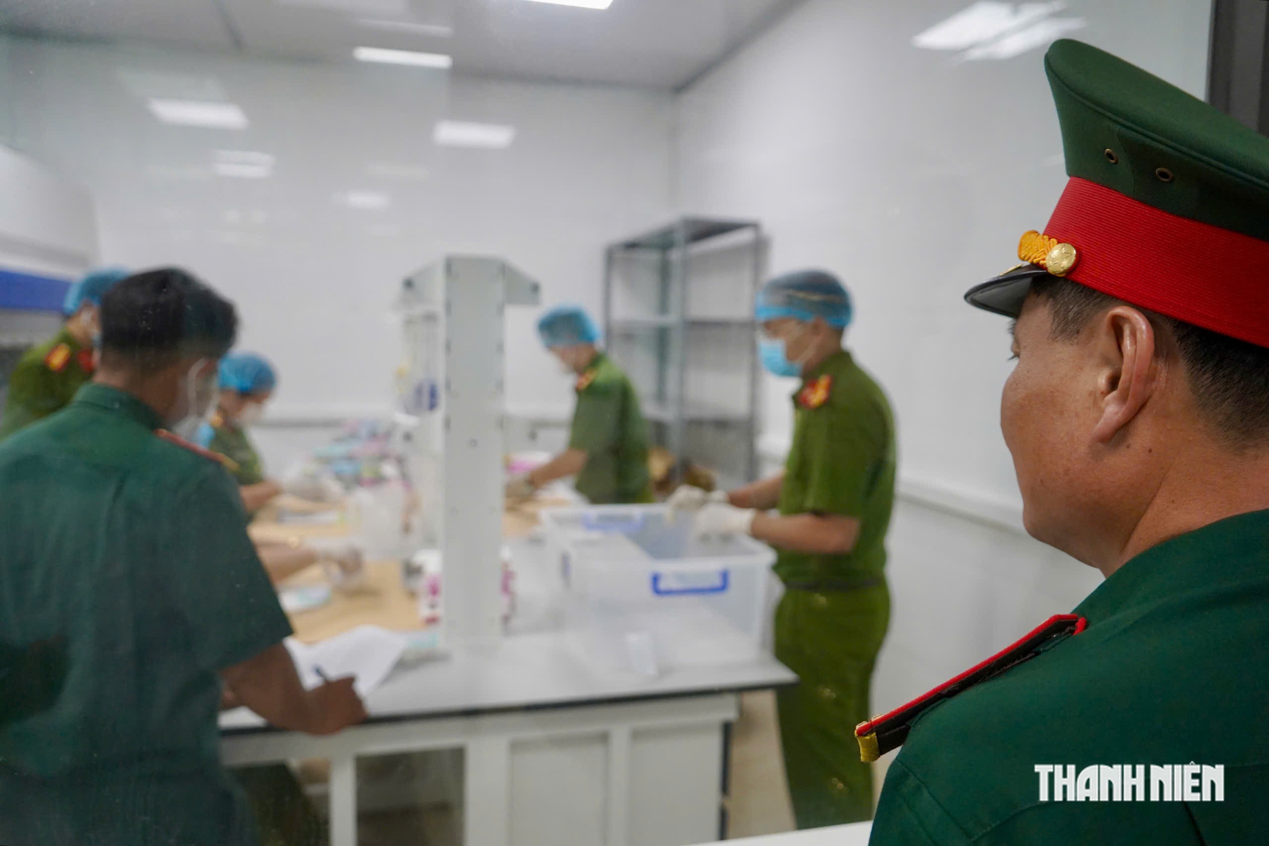Cận cảnh quy trình tiếp nhận mẫu hài cốt liệt sĩ tại Viện Khoa học hình sự- Ảnh 11.