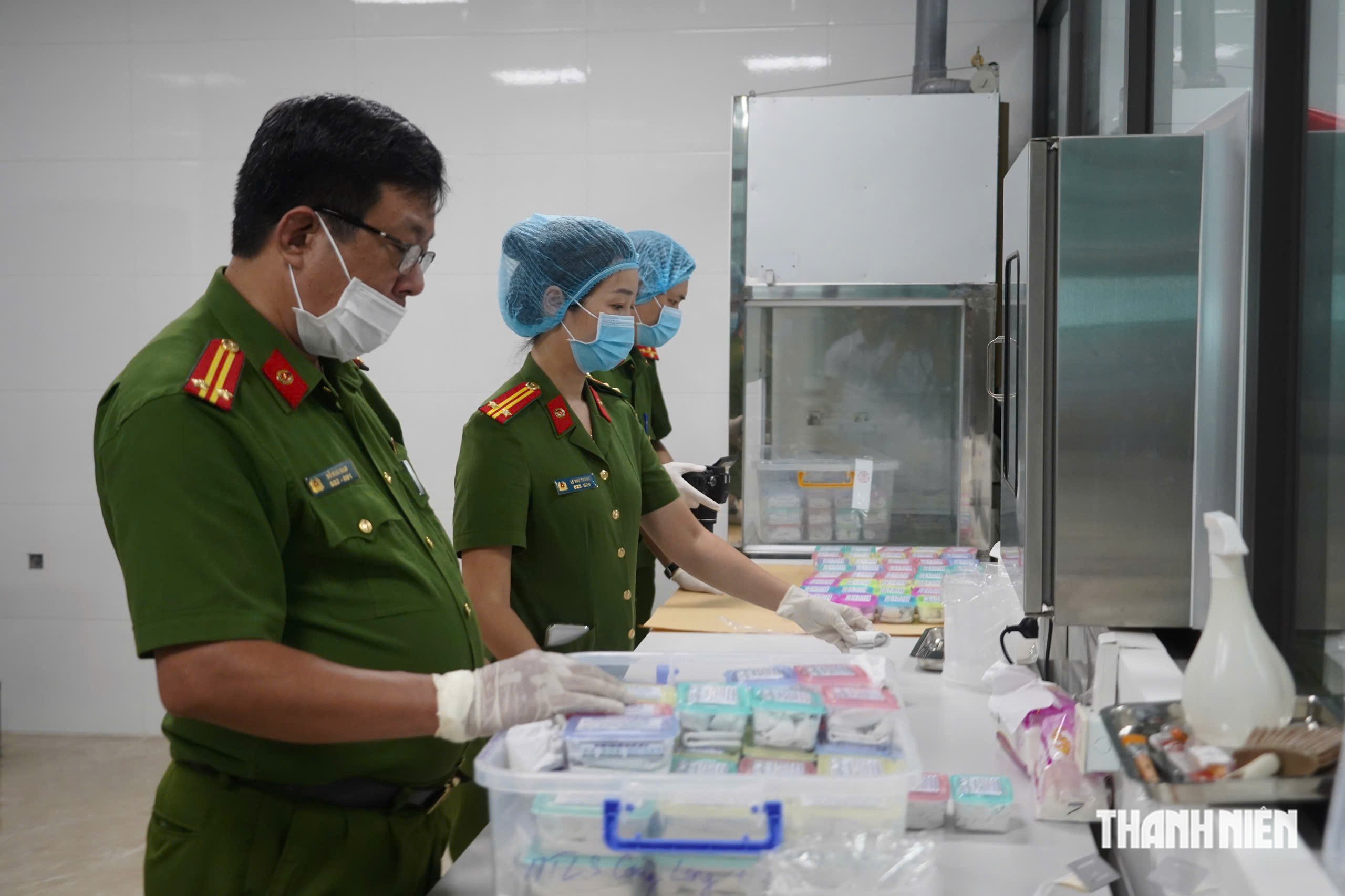 Cận cảnh quy trình tiếp nhận mẫu hài cốt liệt sĩ tại Viện Khoa học hình sự- Ảnh 13.