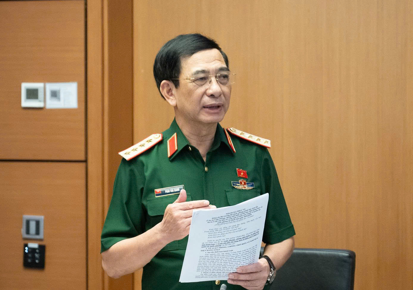 Đại tướng Phan Văn Giang: Nhiều gia đình có điều kiện vẫn muốn con vào bộ đội - Ảnh 2.