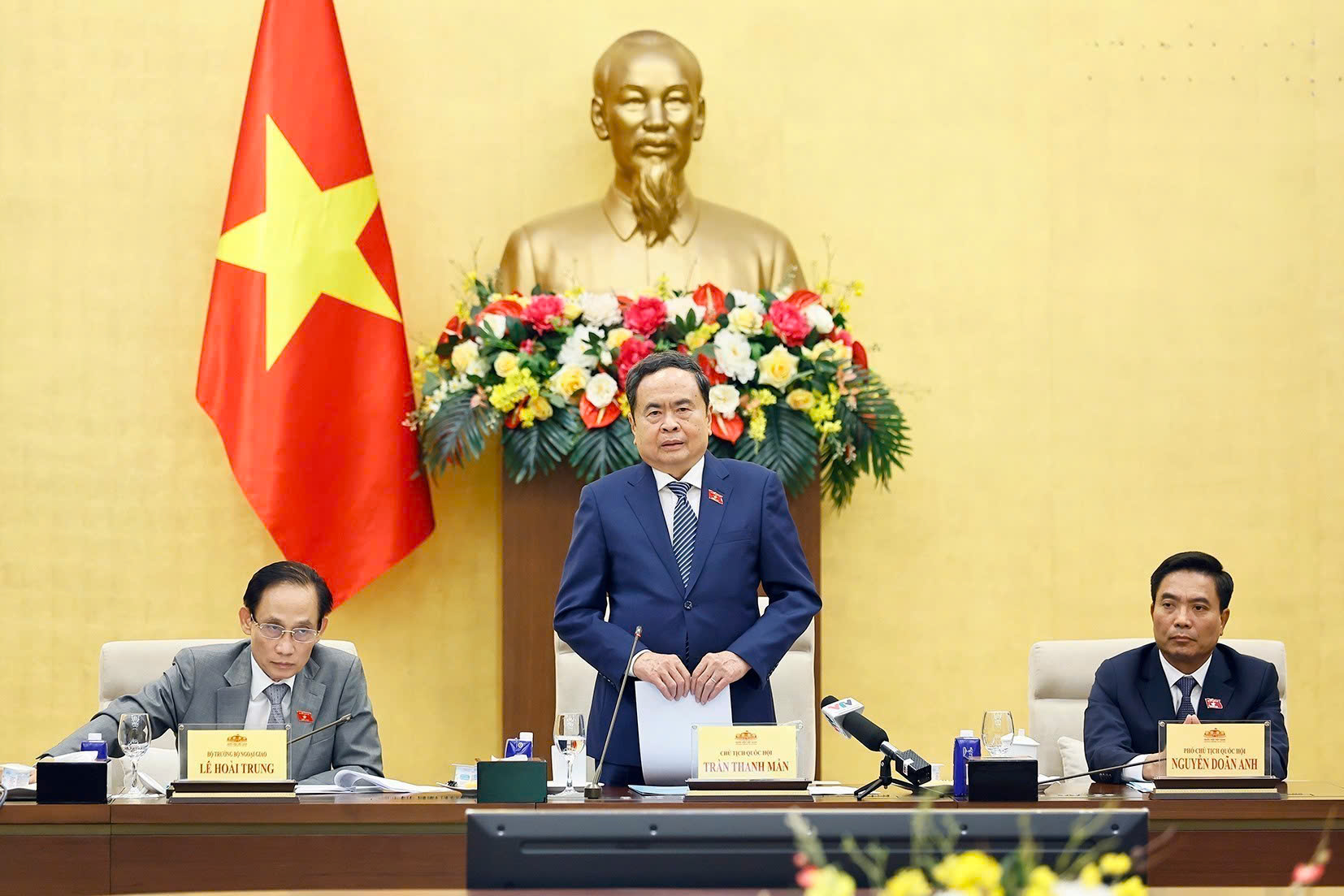 Ngành ngoại giao cần tập trung vào 3 yêu cầu lớn - Ảnh 2.