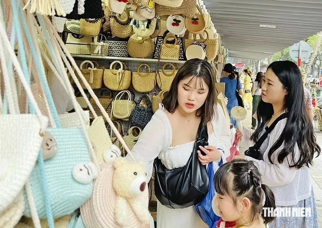 Khách Hàn Quốc đi du lịch Việt Nam cao gấp hơn 3 lần Thái Lan - Ảnh 1.