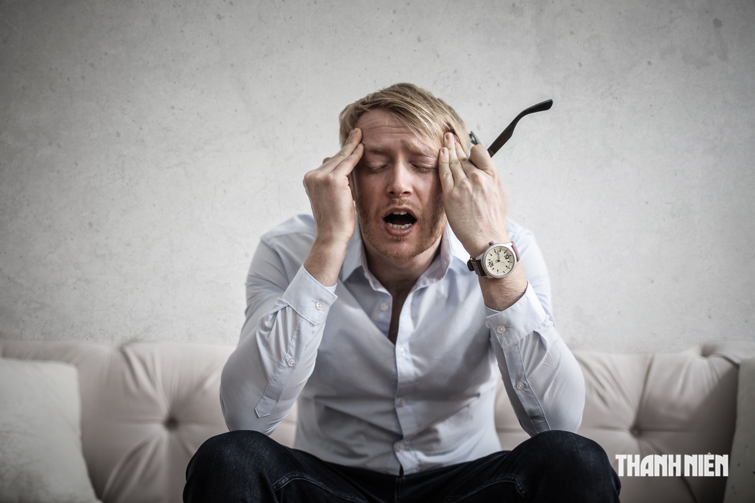 Bác sĩ ơi: Làm sao phân biệt u não với cơn đau đầu thông thường? - Ảnh 1.