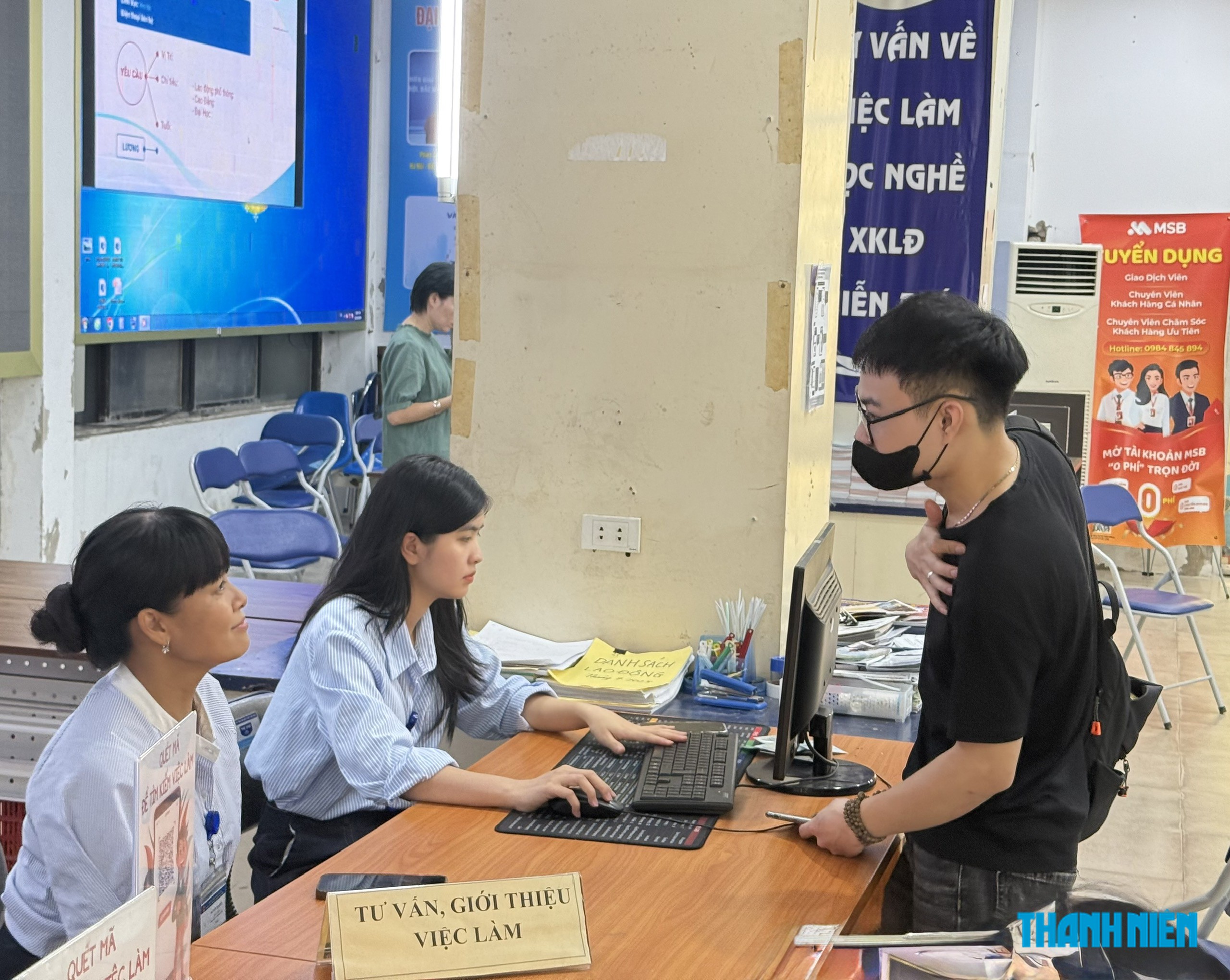 Doanh nghiệp “khát” lao động, thanh niên vẫn thất nghiệp - Ảnh 1.