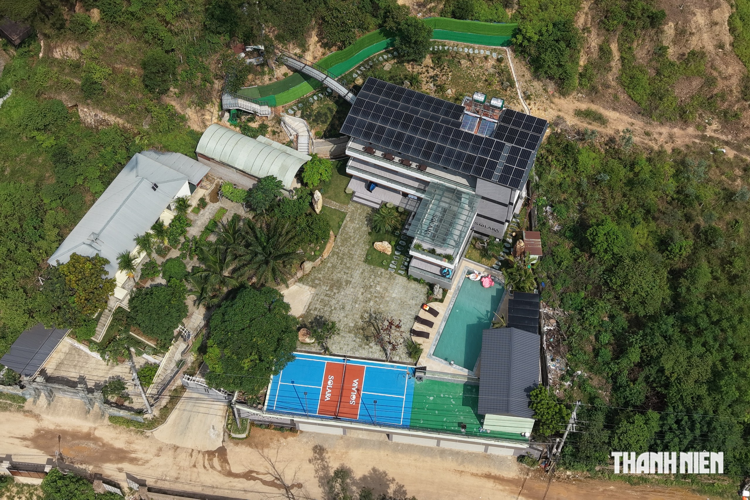 Toàn cảnh rừng phòng hộ bị villa, homestay 'bủa vây'- Ảnh 7.