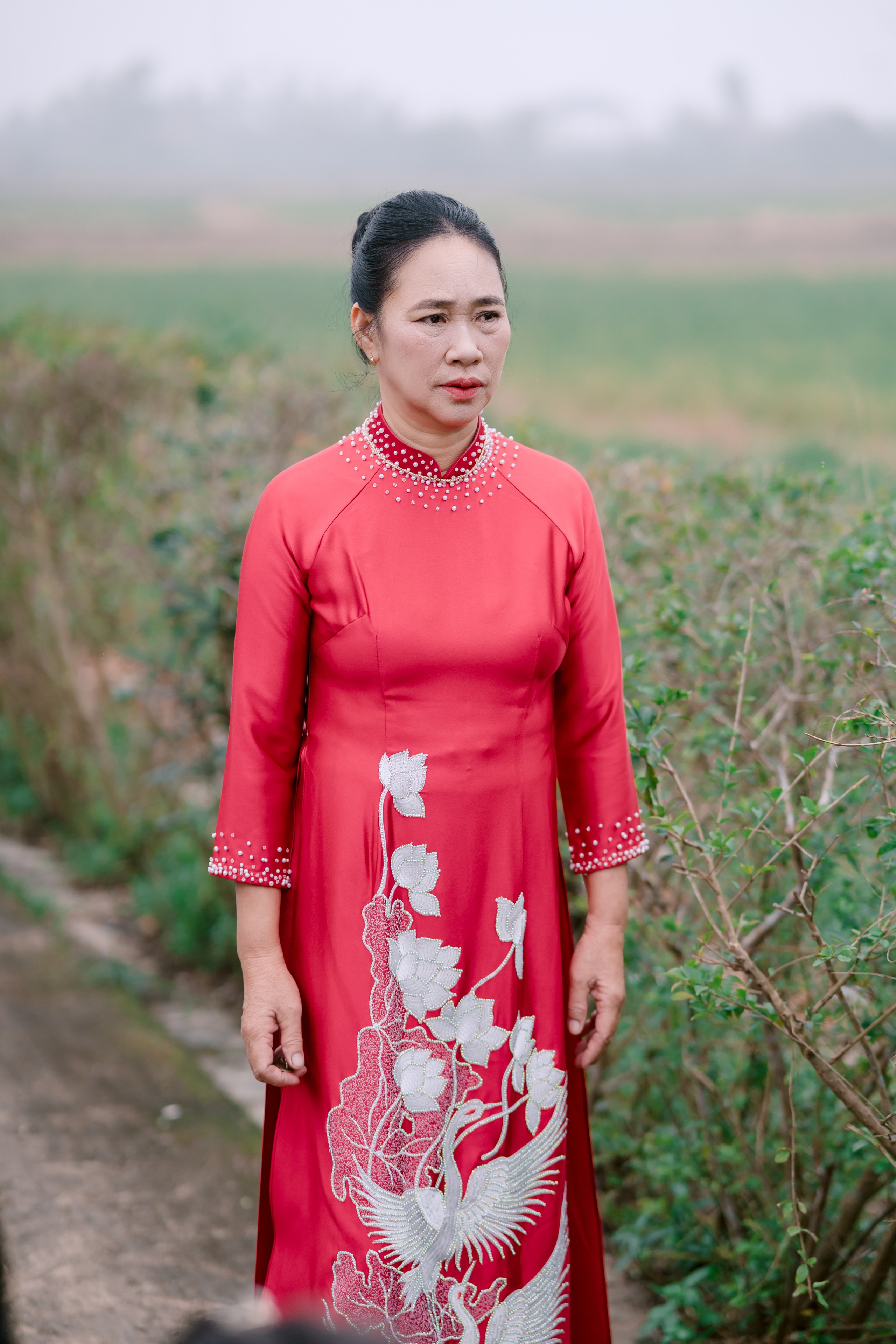 Lại mặt sau đ&aacute;m cưới: C&ocirc; d&acirc;u, ch&uacute; rể mang x&ocirc;i, g&agrave; về thăm nh&agrave; g&aacute;i - Ảnh 4.