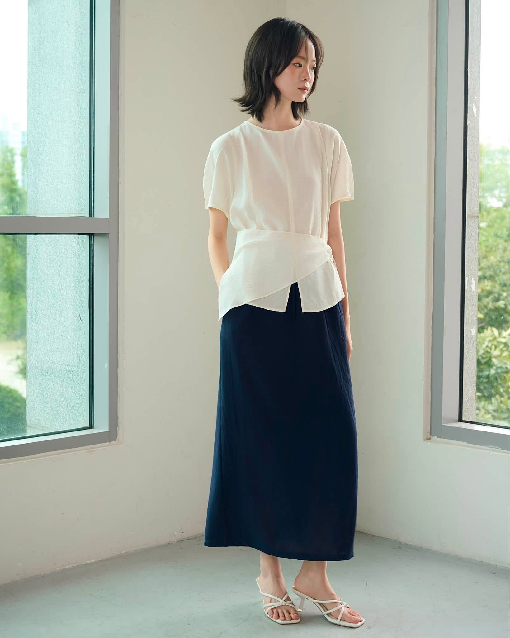 Phong c&aacute;ch office chic v&agrave; b&iacute; quyết phối đồ c&ocirc;ng sở hiện đại- Ảnh 5.