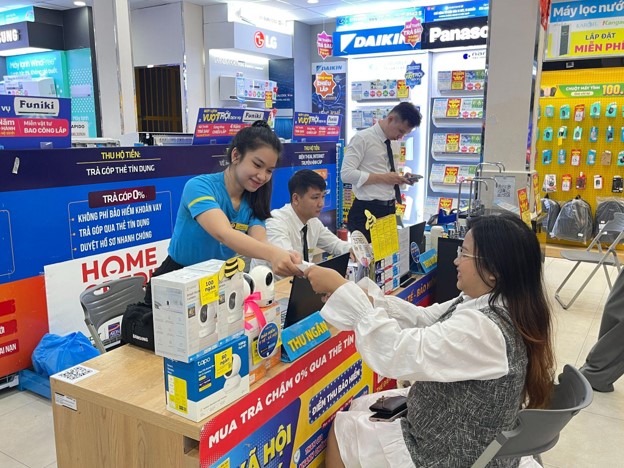 Điện Máy Xanh lên sàn: Trả cổ tức tiền mặt 5.000 tỉ đồng ngay trong tháng 8- Ảnh 3.