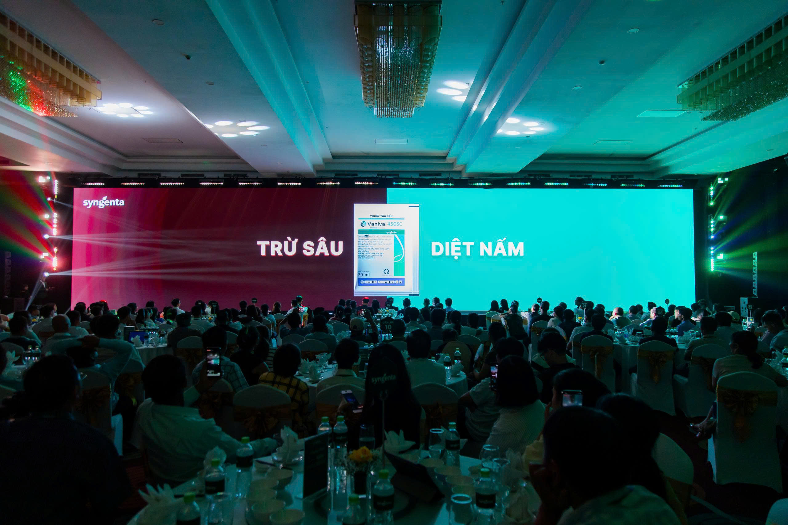 Giải pháp mới diệt tận gốc bệnh vàng lá thối rễ trên sầu riêng, cà phê - Ảnh 2.
