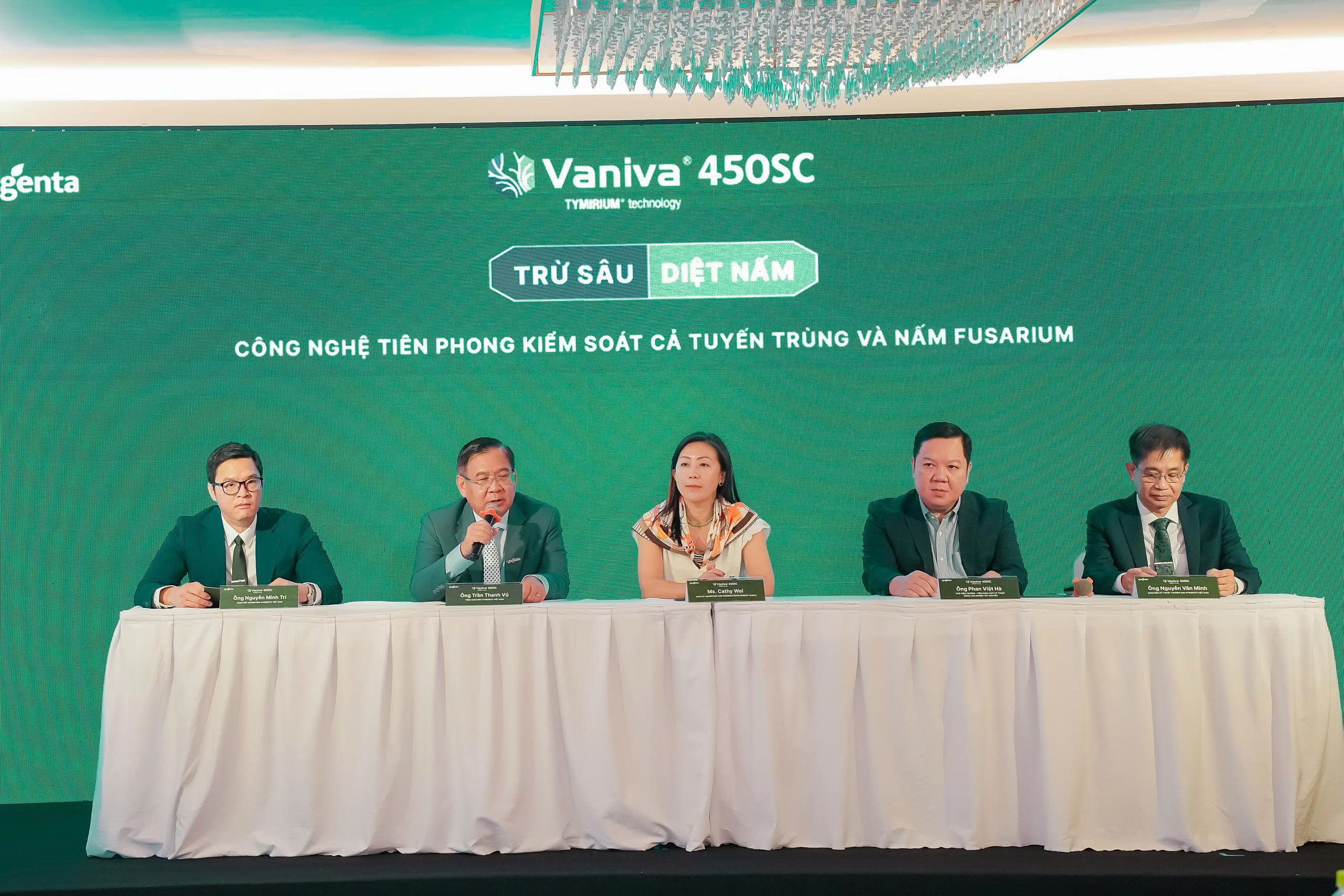 Giải pháp mới diệt tận gốc bệnh vàng lá thối rễ trên sầu riêng, cà phê - Ảnh 3.
