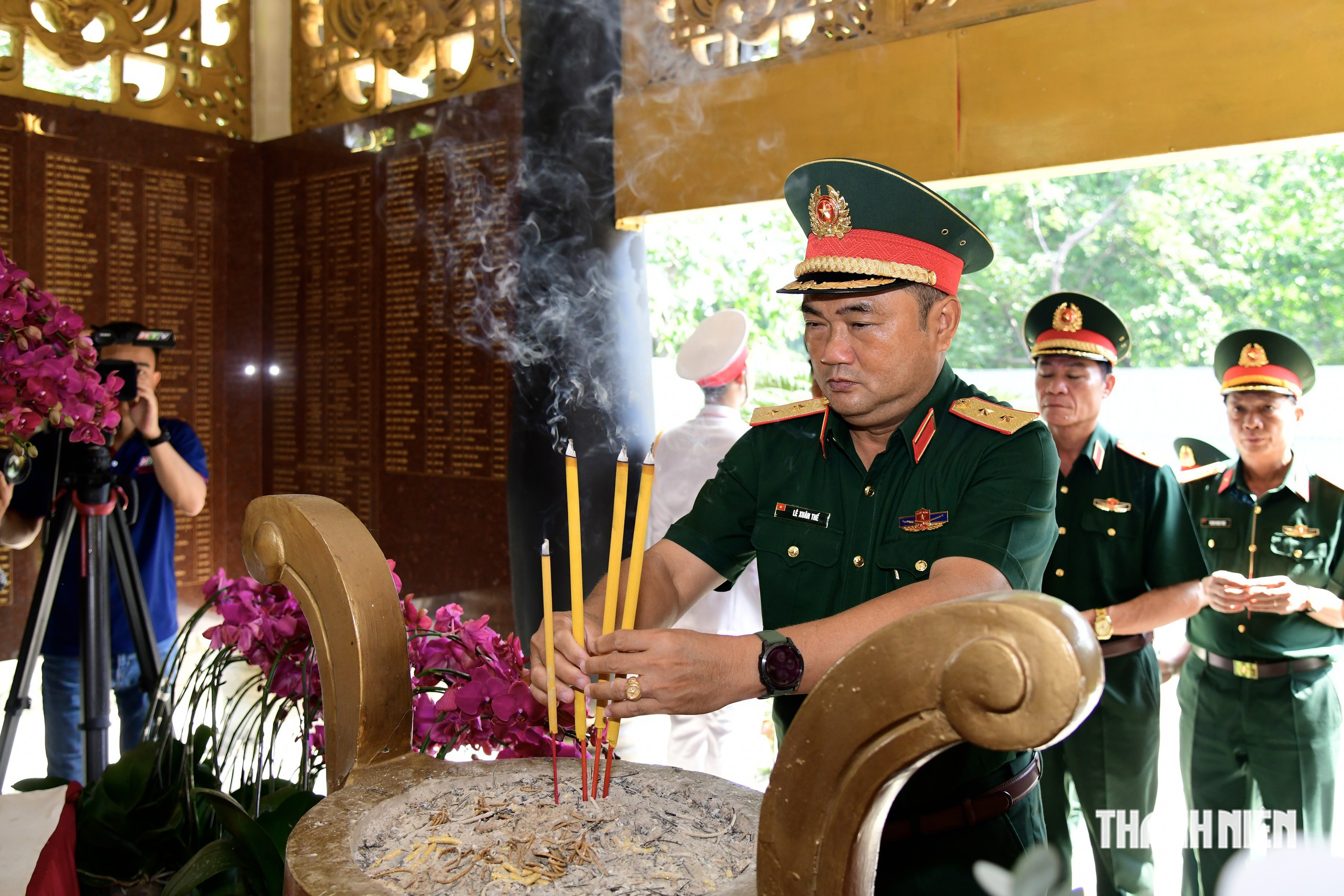 Trung tướng L&ecirc; Xu&acirc;n Thế:Mong nhiều gia đ&igrave;nh t&igrave;m được người th&acirc;n như t&ocirc;i t&igrave;m thấy mẹ - Ảnh 5.