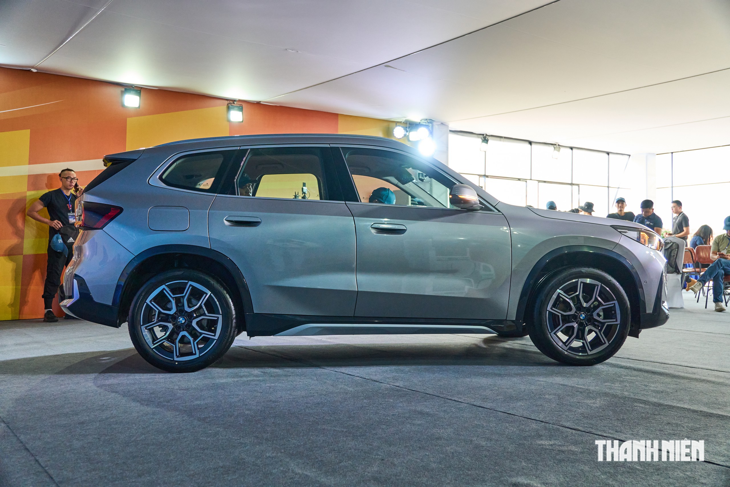 SUV rẻ nhất của BMW có gì hấp dẫn khách Việt? - Ảnh 2.