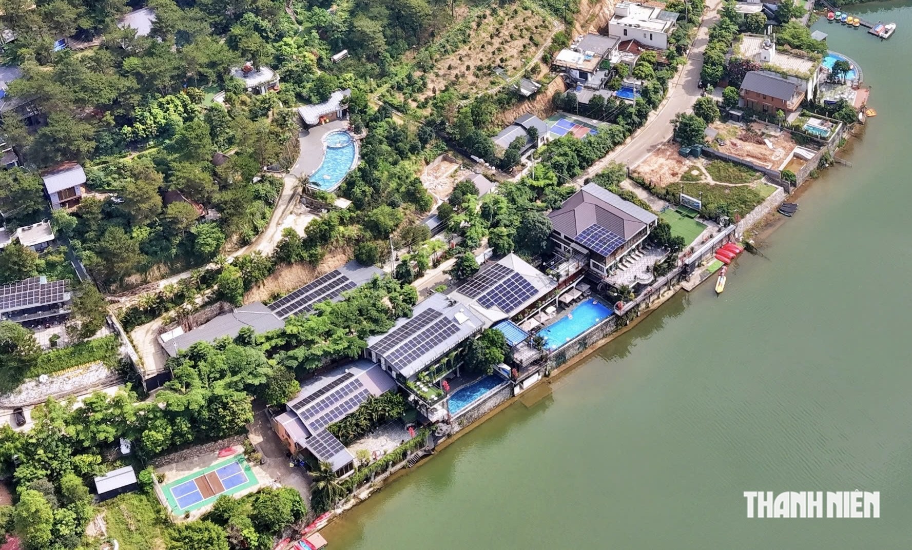 Thành uỷ Hà Nội chỉ đạo kiểm tra, làm rõ trách nhiệm vụ ‘xẻ thịt’ rừng phòng hộ- Ảnh 2.
