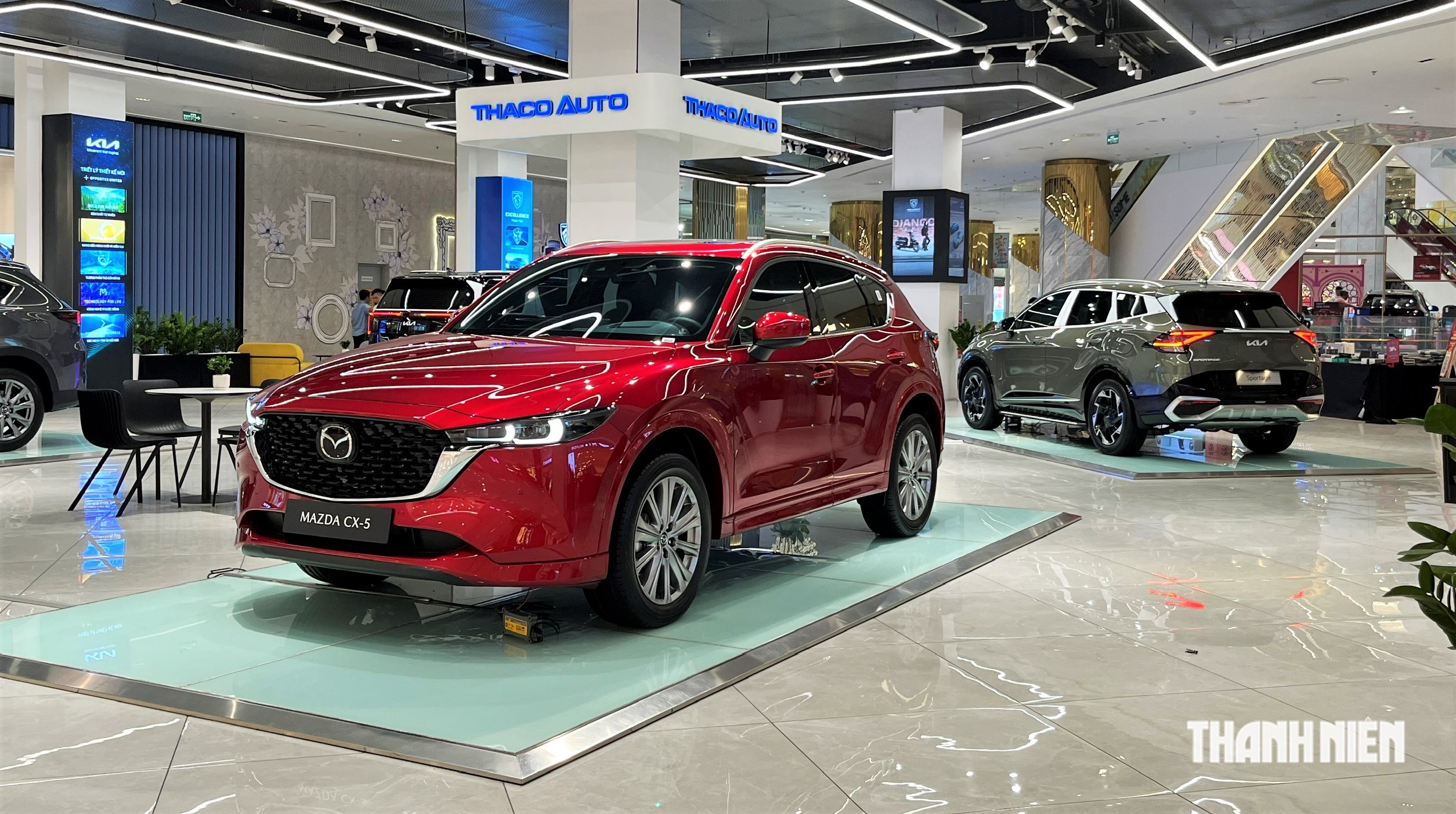 Mitsubishi Destinator giảm giá về sát mốc 700 triệu trước sức ép từ Mazda CX-5 - Ảnh 2.