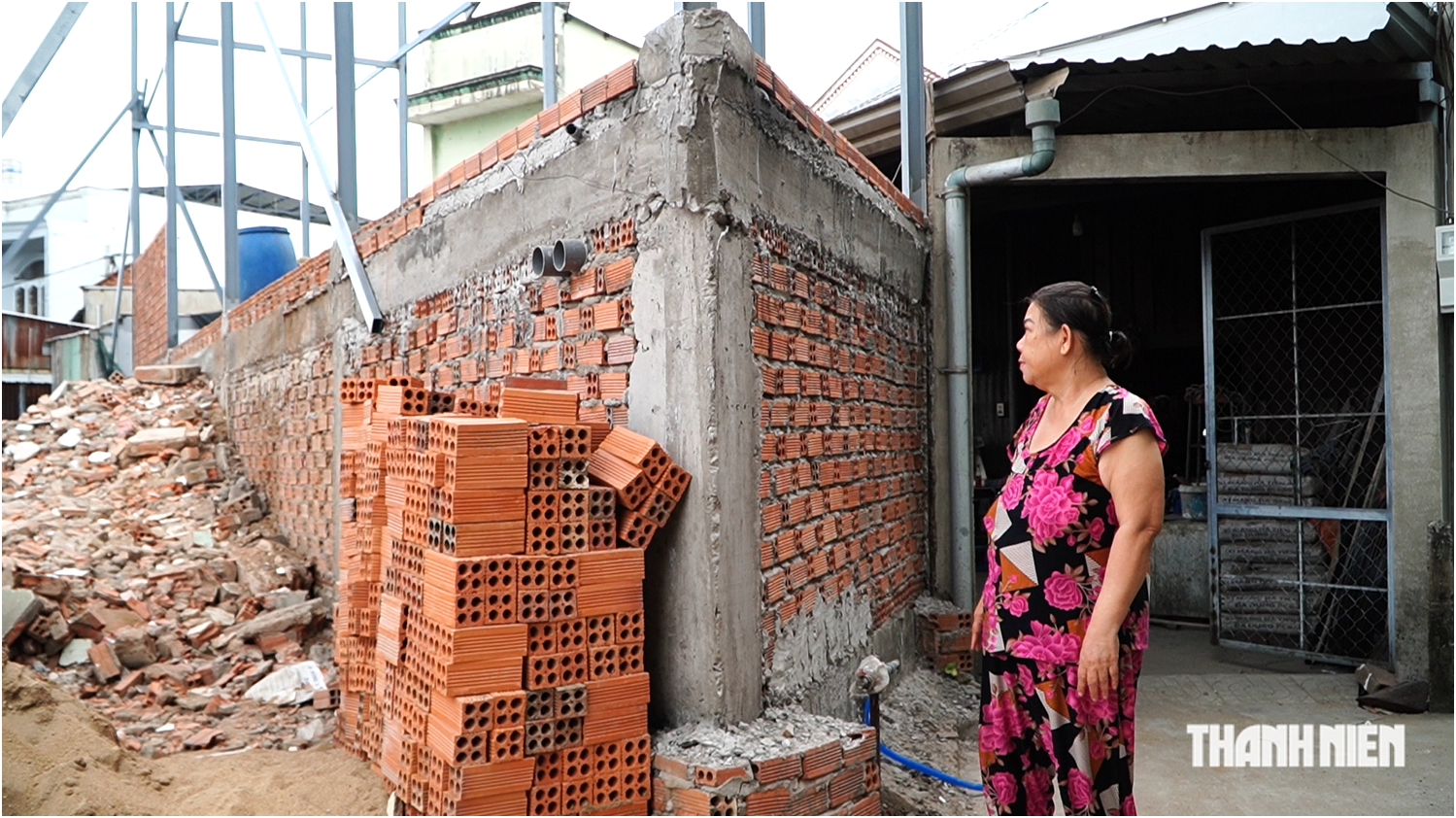 Nh&agrave; khoảng 2 m bề ngang sau mở rộng QL13: C&oacute; được cấp ph&eacute;p x&acirc;y dựng? - Ảnh 1.