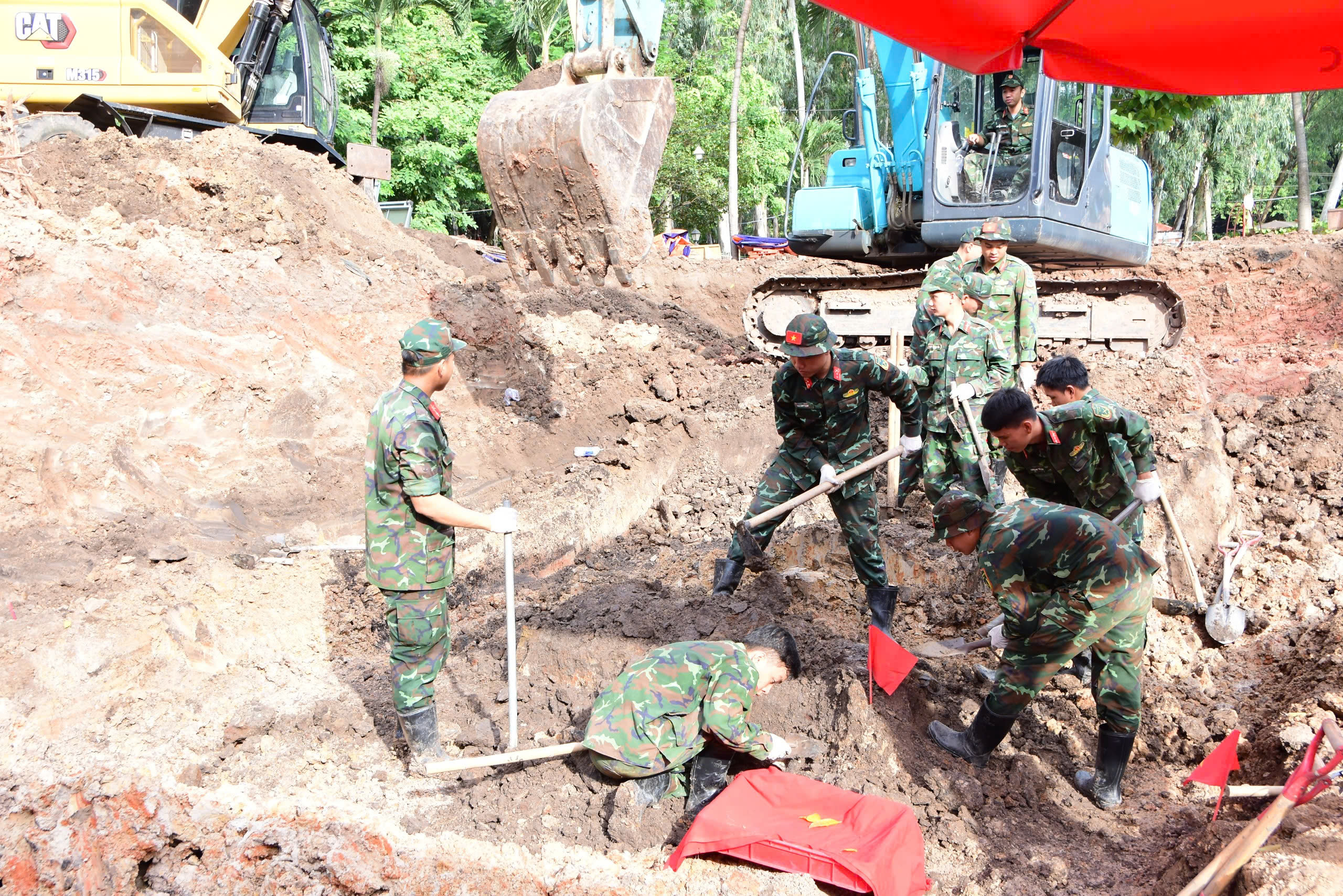 Công viên Lê Thị Riêng: Quy tập 245 hài cốt liệt sĩ, phát hiện 7 vị trímộtậpthể - Ảnh 1.