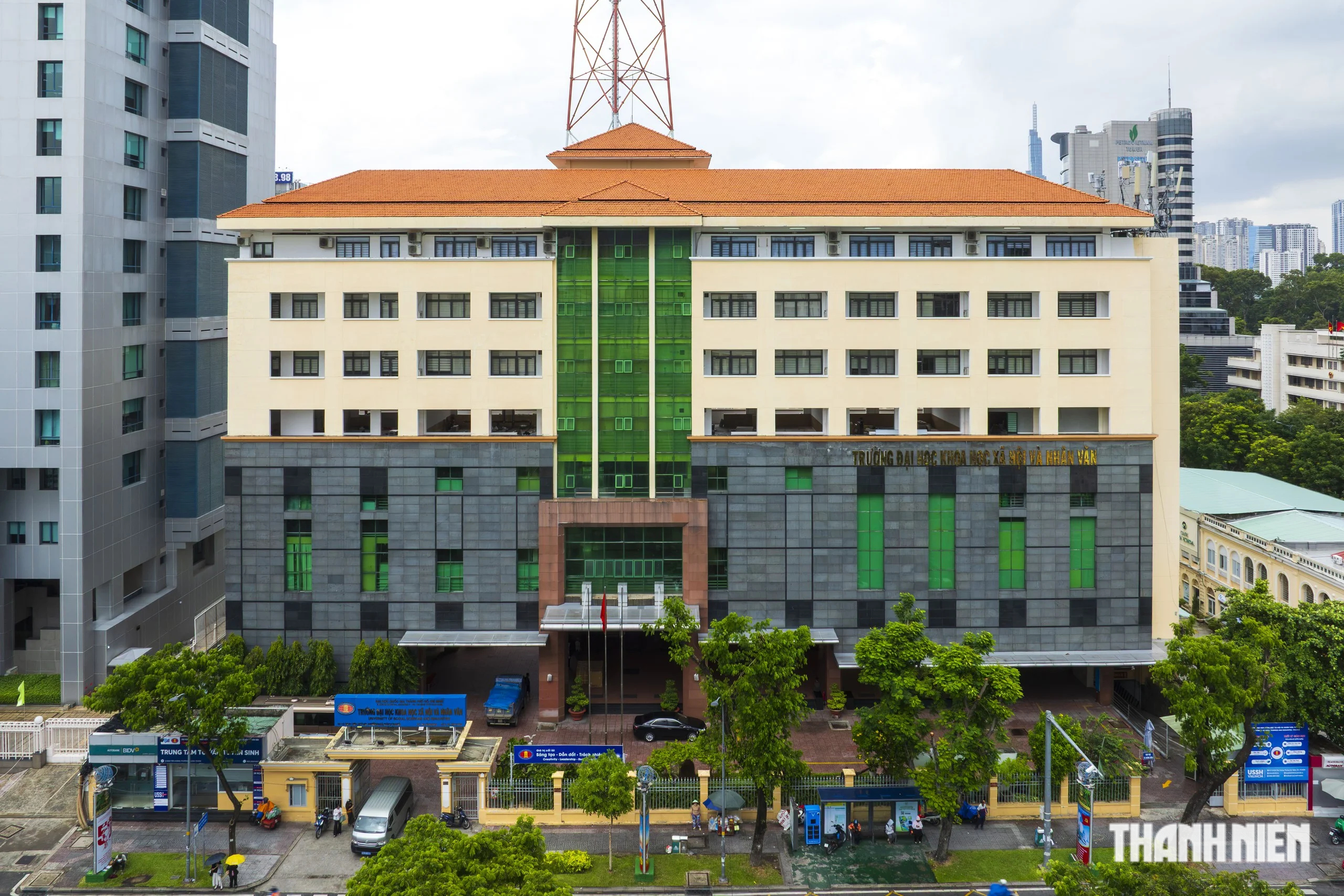 Trường đại học ở trung tâm TP.HCM: Giàu truyền thống và nhiều dấu ấn- Ảnh 2.