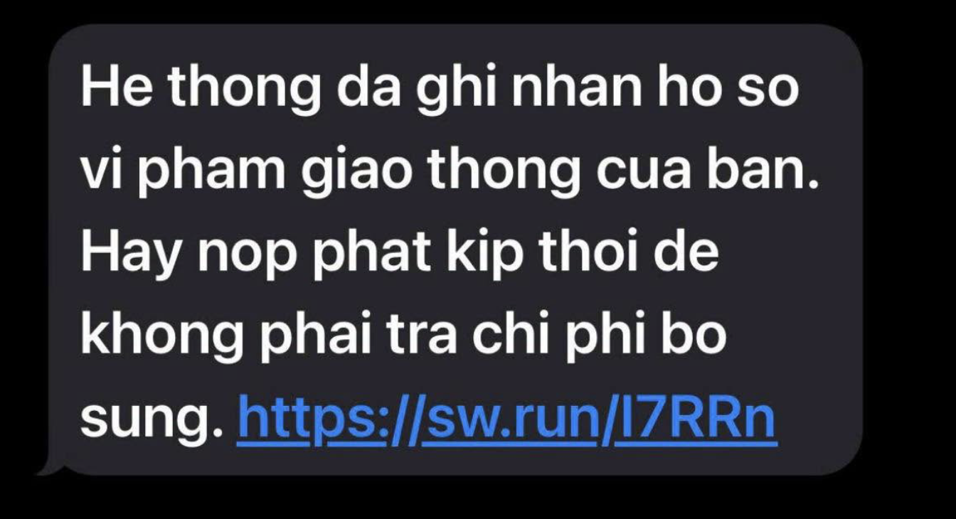 Nhận tin nhắn báo vi phạm giao thông, Cục CSGT cảnh báo không bấm link lạ- Ảnh 1.