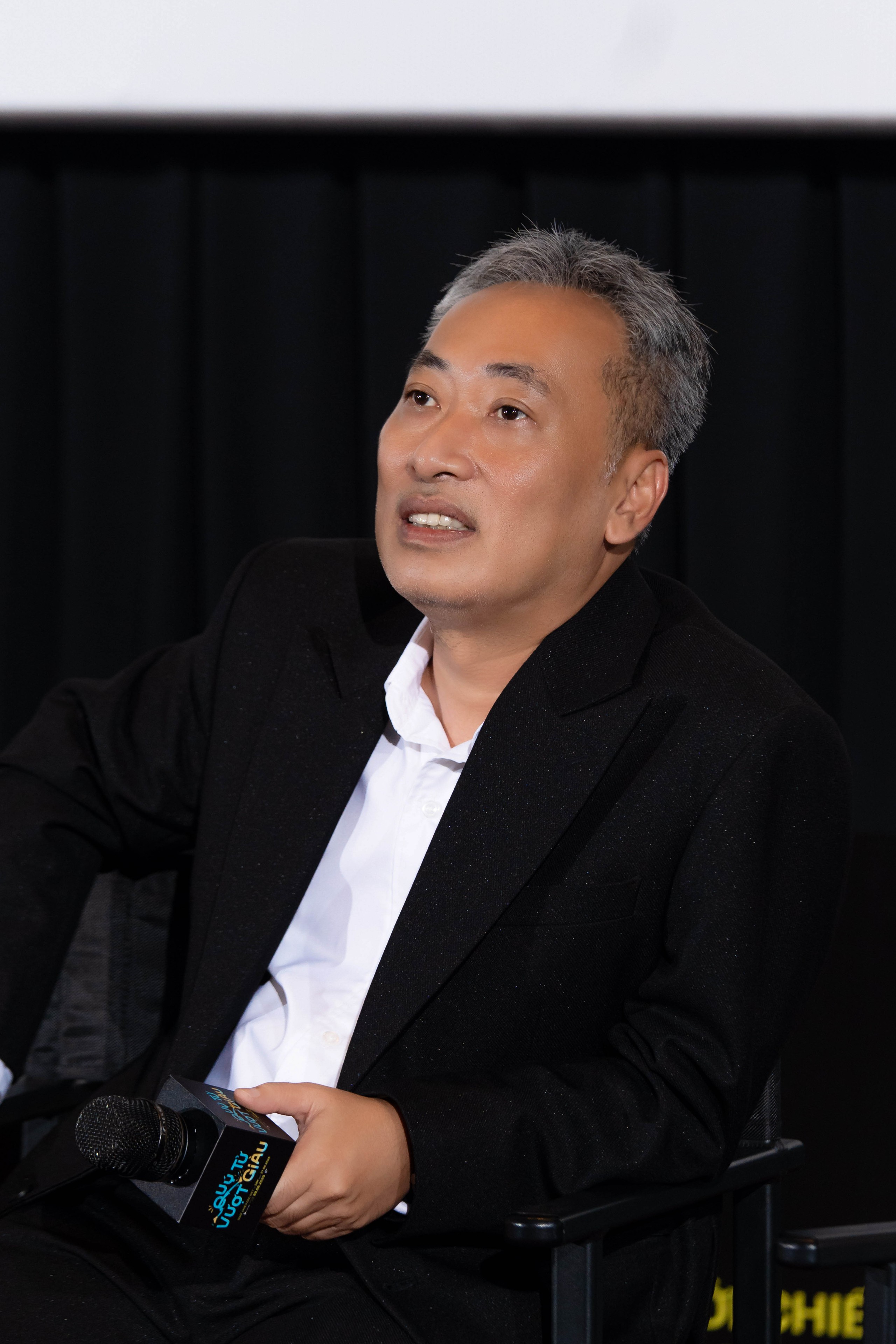 Đạo diễn Nguyễn Quang Dũng: 'Quý tử vượt giàu' thu 80 tỉ mới có lãi
- Ảnh 4.