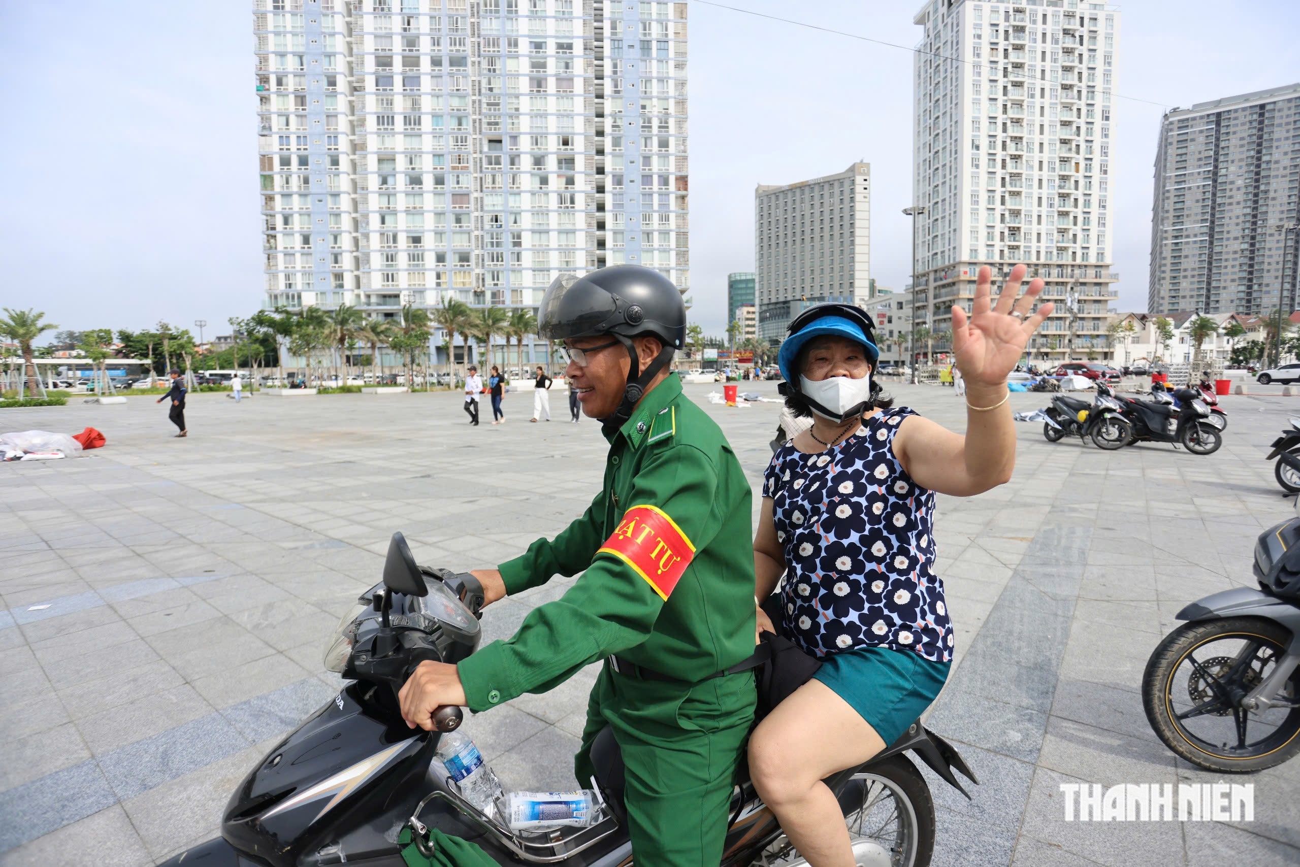 Ngay sau lễ ra mắt, trật tự viên du lịch hỗ trợ người phụ nữ đi lạc ở Vũng Tàu- Ảnh 2.