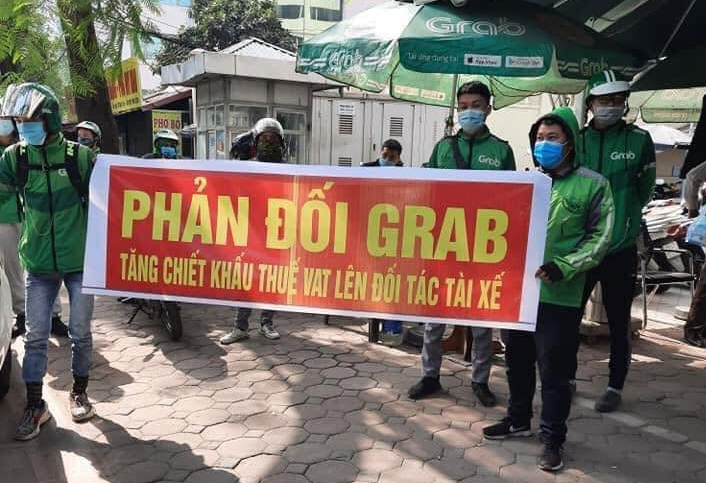 Việt Nam c&oacute; n&ecirc;n y&ecirc;u cầu Grab giảm chiết khấu như Indonesia để bảo vệ t&agrave;i xế?- Ảnh 1.