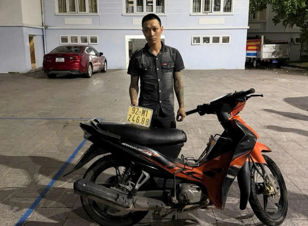 Nghi phạm 28 tuổi chặn xe khách cướp tài sản, khai nhận hiếp dâm người đi đường- Ảnh 3.