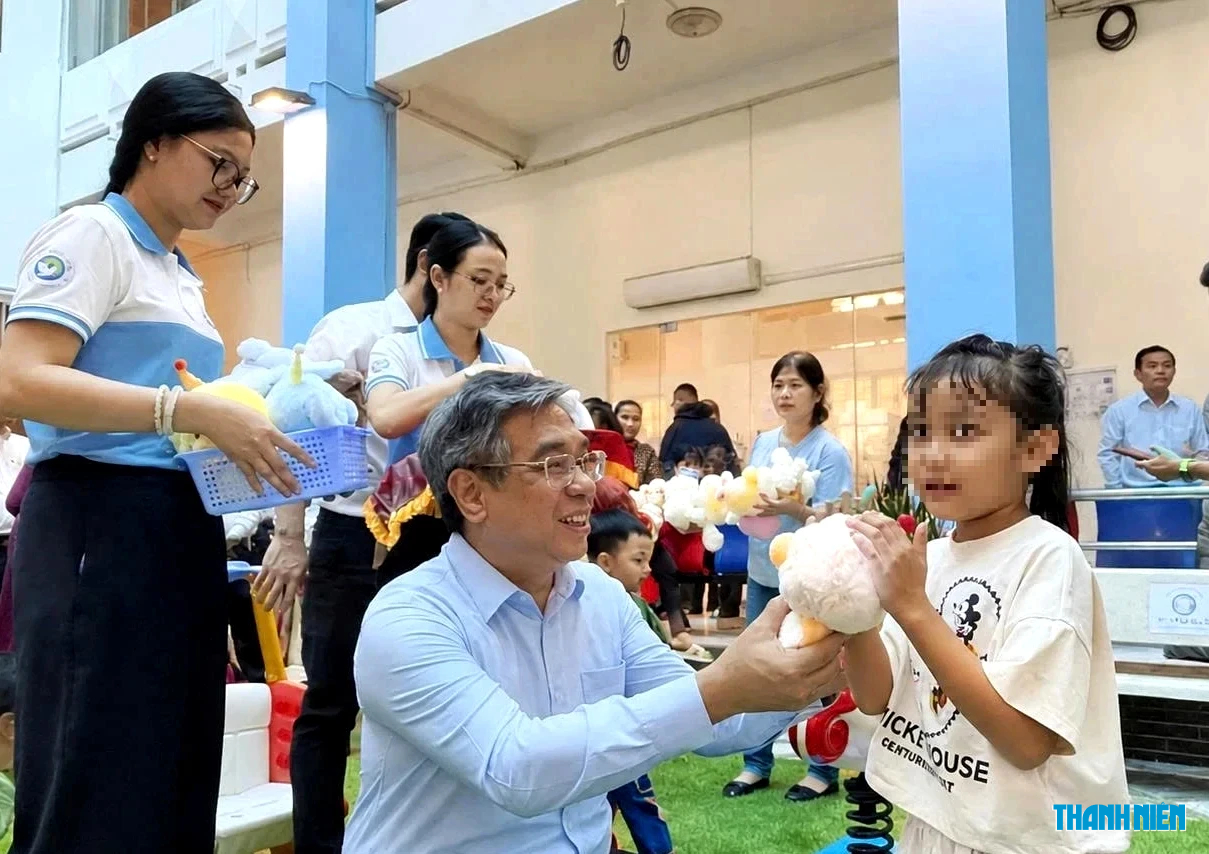 Bệnh viện Tâm thần TP.HCM có cơ sở mới chăm sóc tâm lý, tâm thần trẻ em - Ảnh 2.