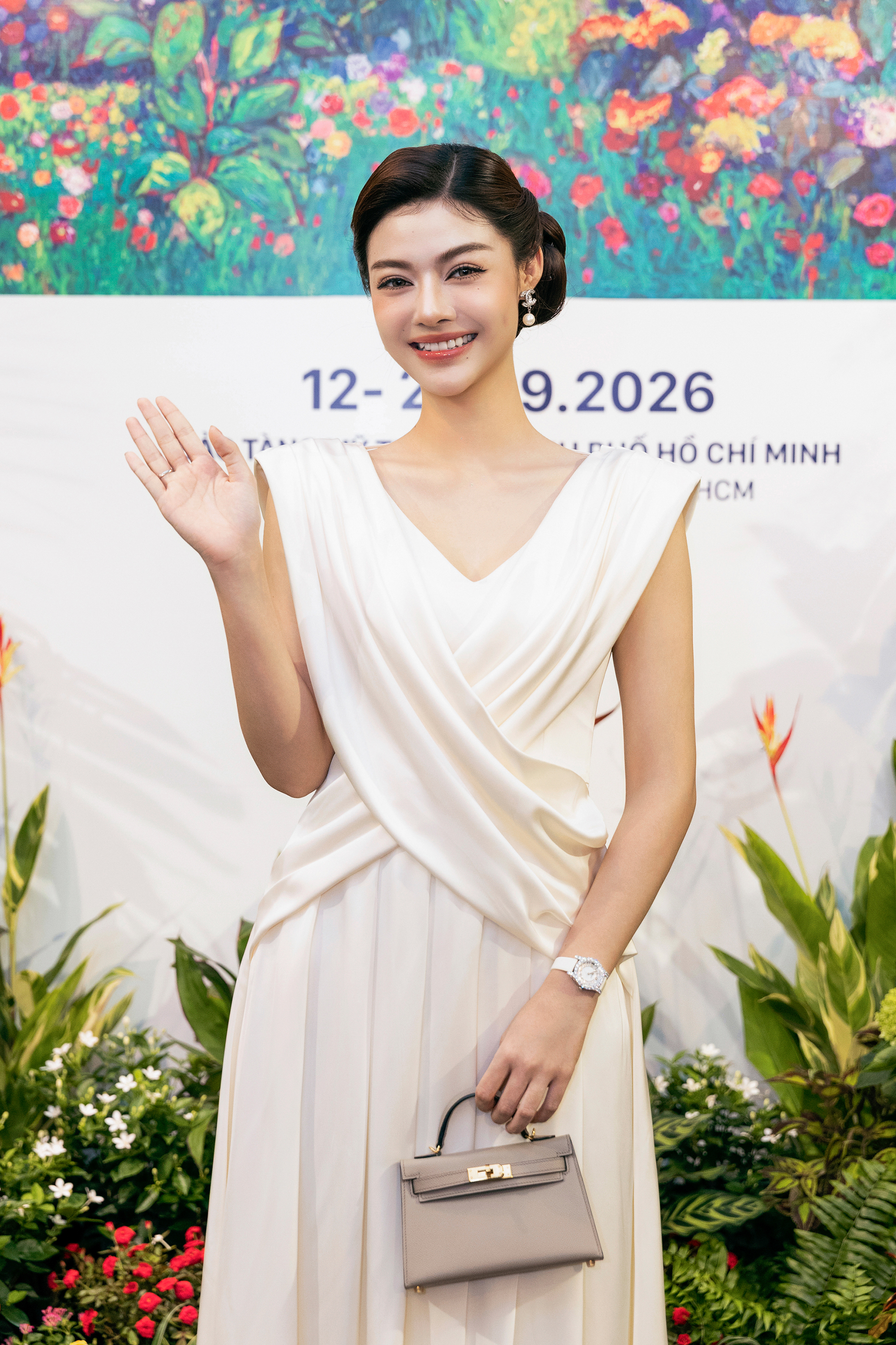 Tăng Thanh Hà đọ sắc với Hoa hậu Hà Kiều Anh, Diễm My 9x - Ảnh 8.