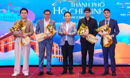 CEO Việt làm giám khảo cuộc thi âm nhạc quốc tế: Ai vậy?- Ảnh 4.