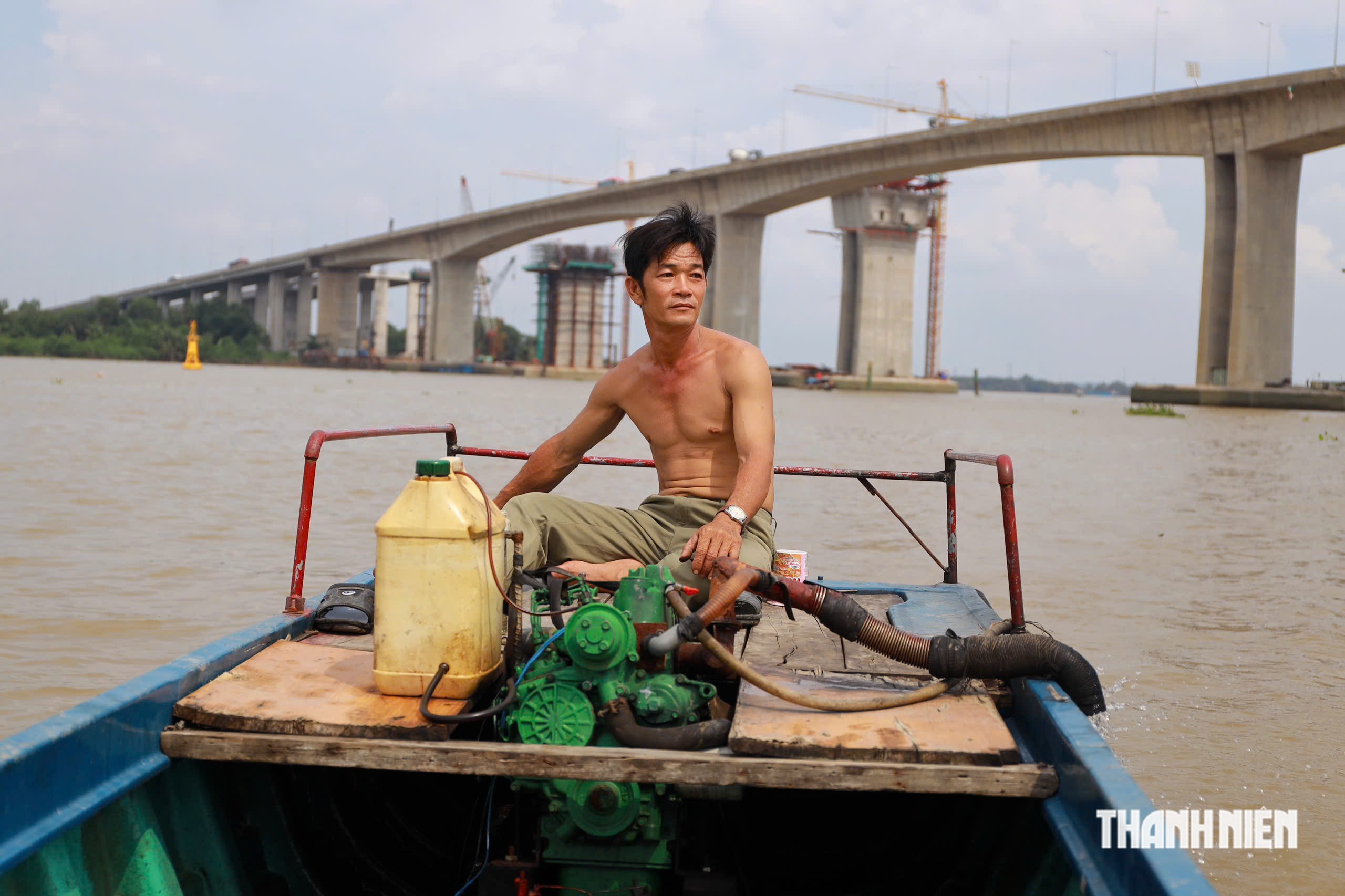 25 năm sửa ghe, vớt x&aacute;c miễn ph&iacute; ở c&ugrave; lao Long Phước - Ảnh 3.
