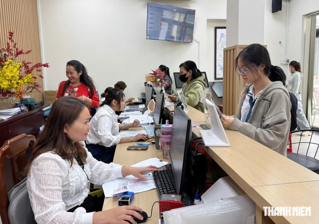 Người dân ở đâu, thủ tục đi tới đó - Ảnh 2.