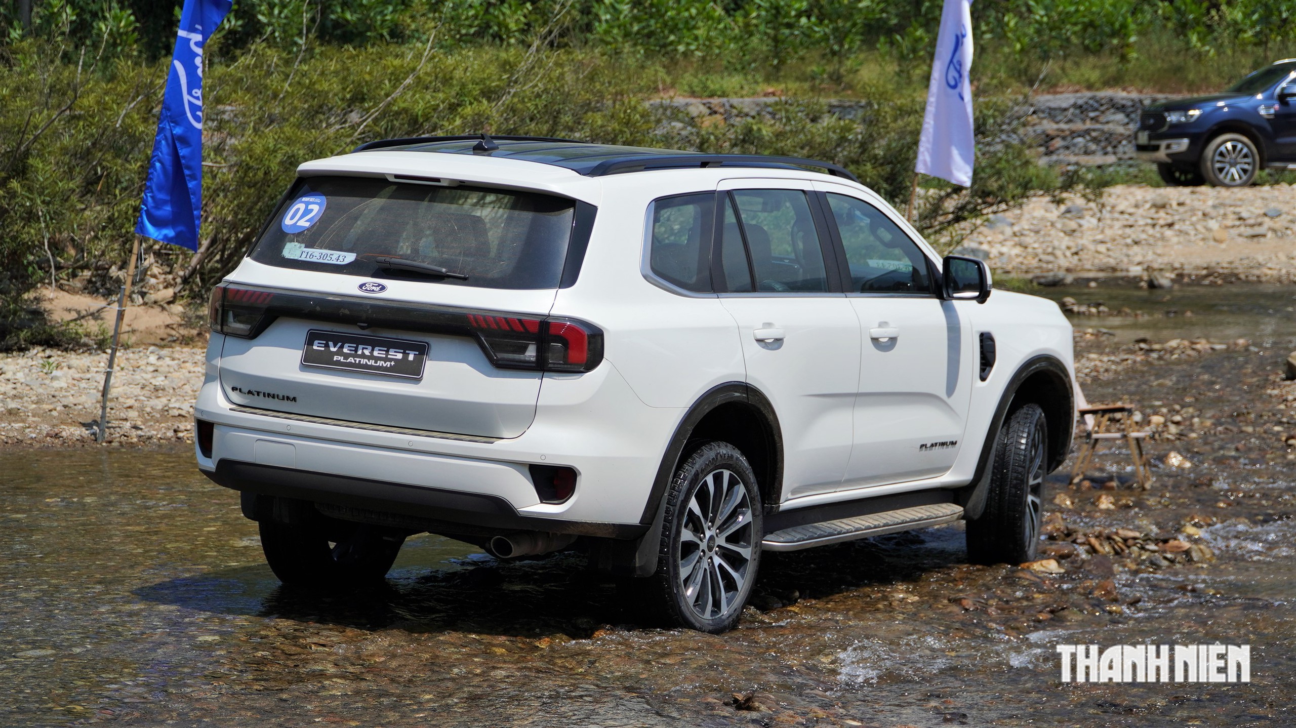 SUV 7 chỗ: Doanh số Toyota Fortuner tăng trở lại, vẫn kém xa Ford Everest - Ảnh 3.