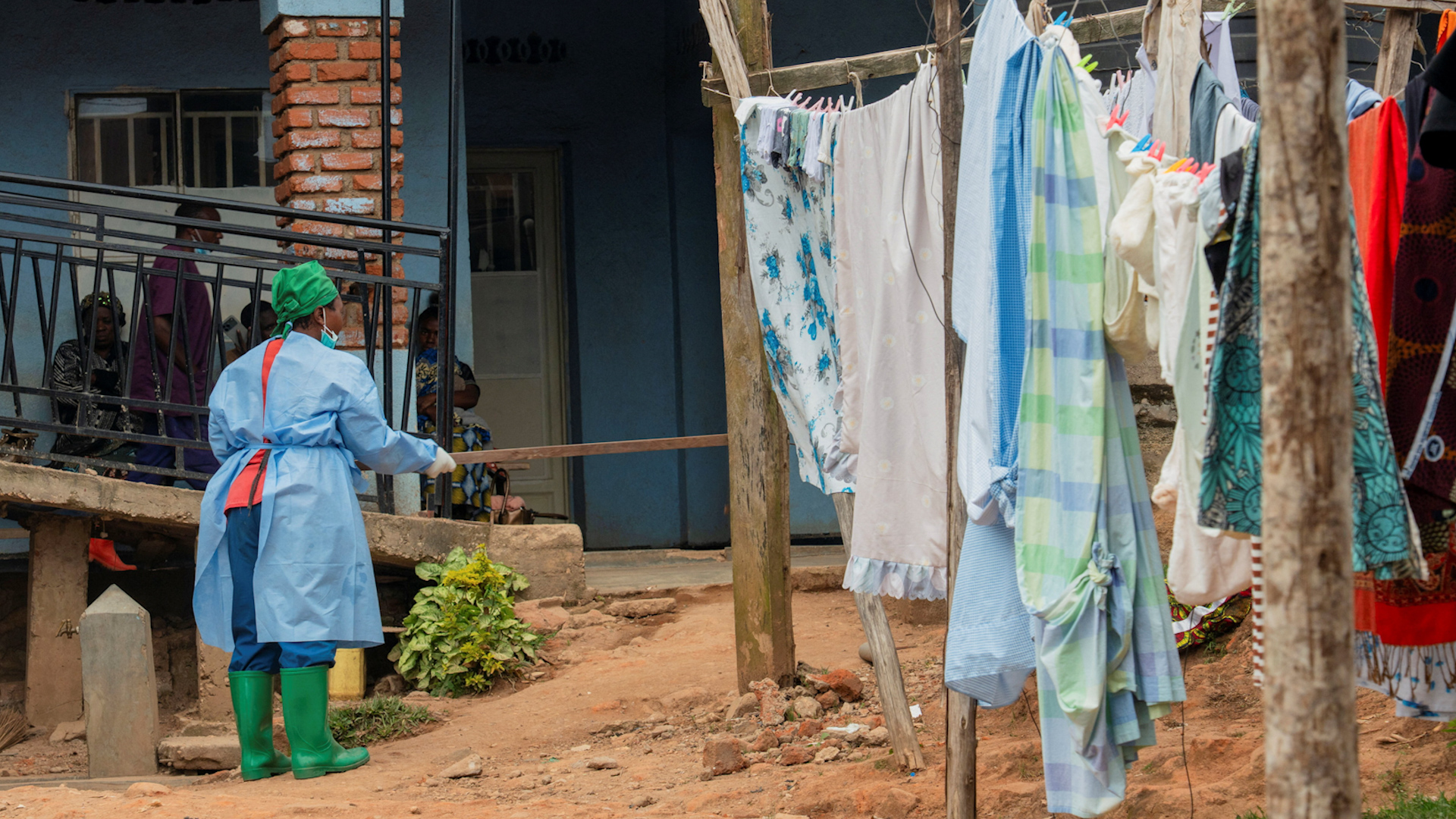 Tại sao các con số không khớp với nhu cầu ứng phó dịch Ebola tại CHDC Congo? - Ảnh 1.