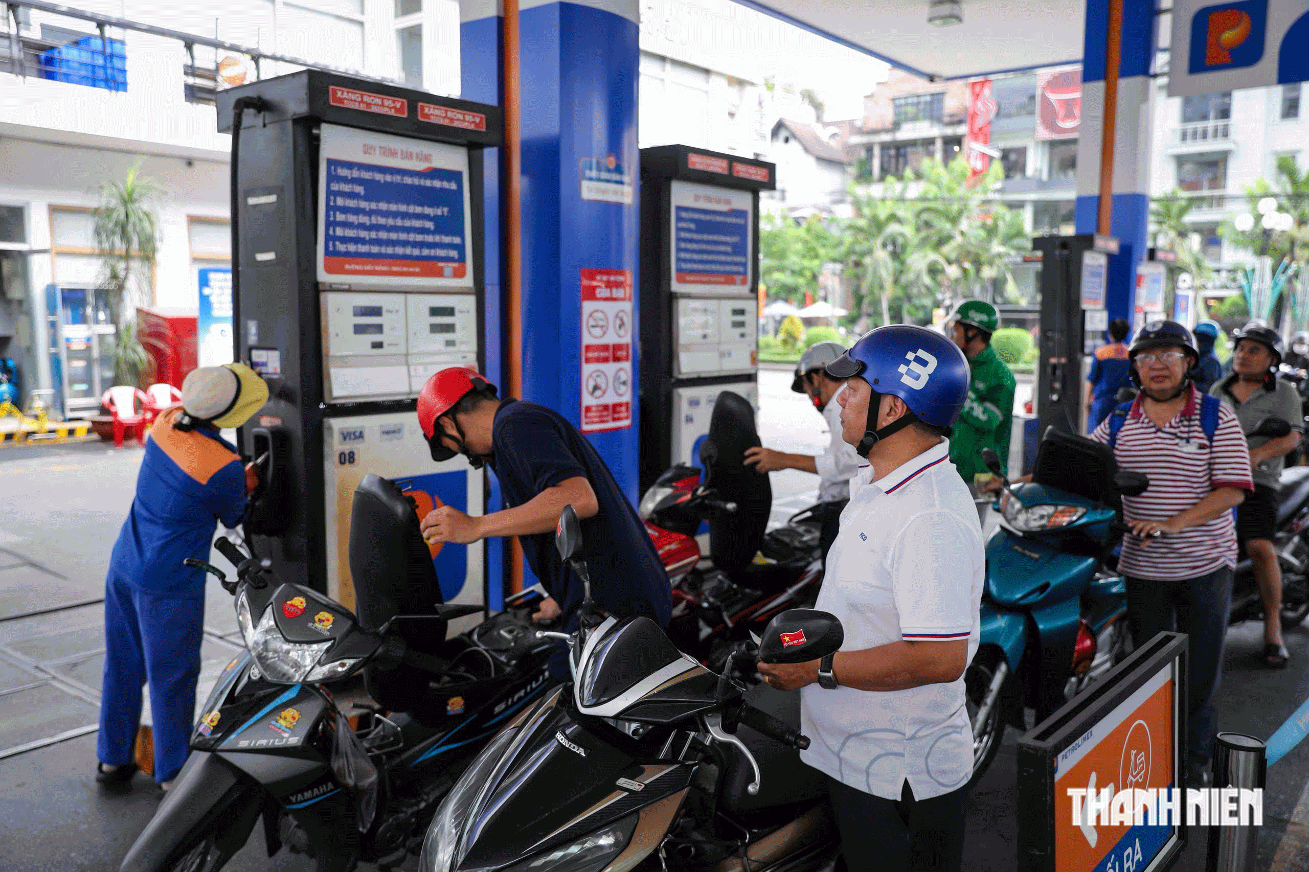 Kiểm so&aacute;t gi&aacute; h&agrave;ng h&oacute;a những th&aacute;ng cuối năm- Ảnh 3.
