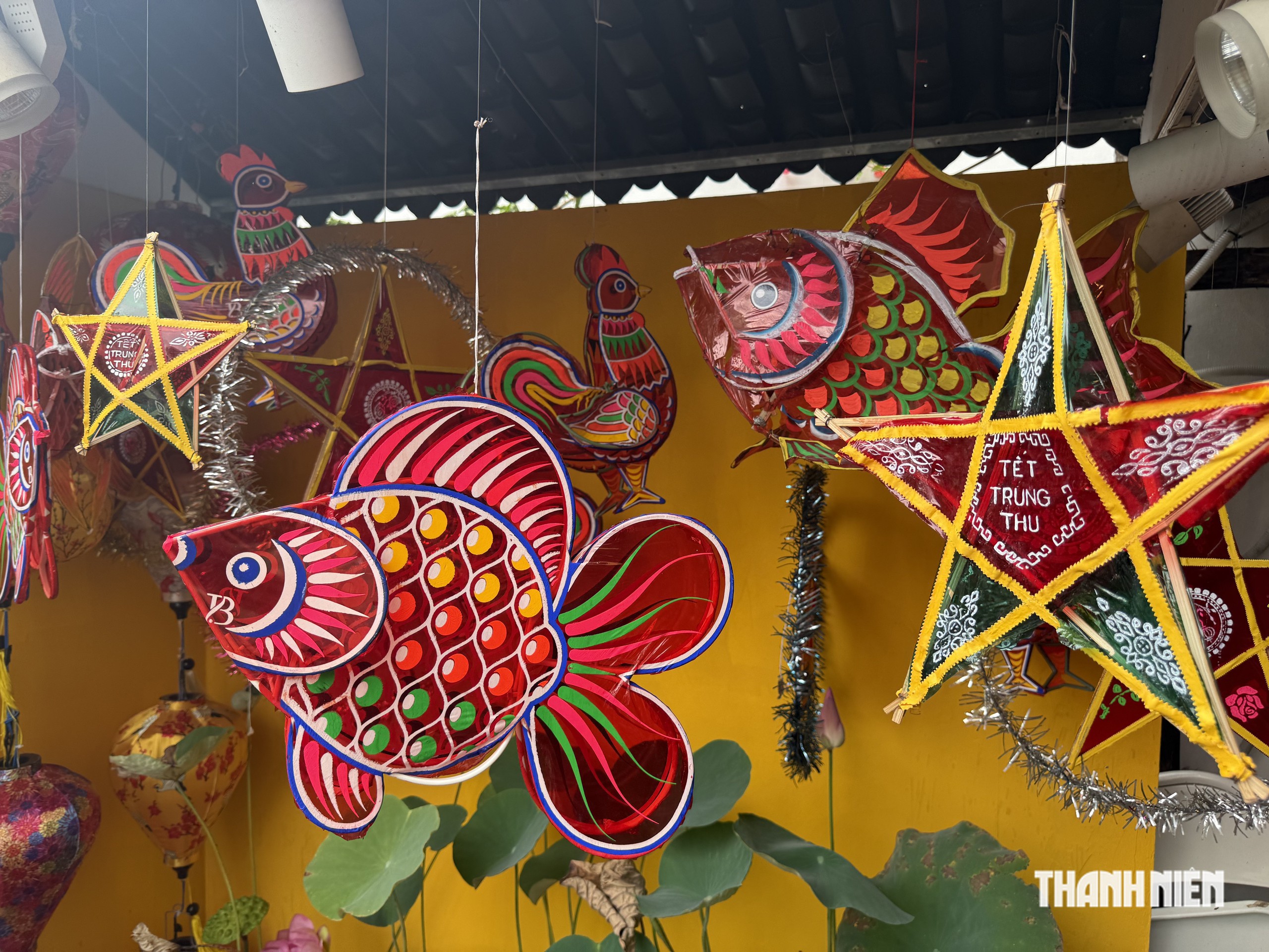 Chưa đến trung thu người trẻ đ&atilde; rủ nhau &lsquo;Hẹn em dưới &aacute;nh trăng&rsquo; - Ảnh 5.
