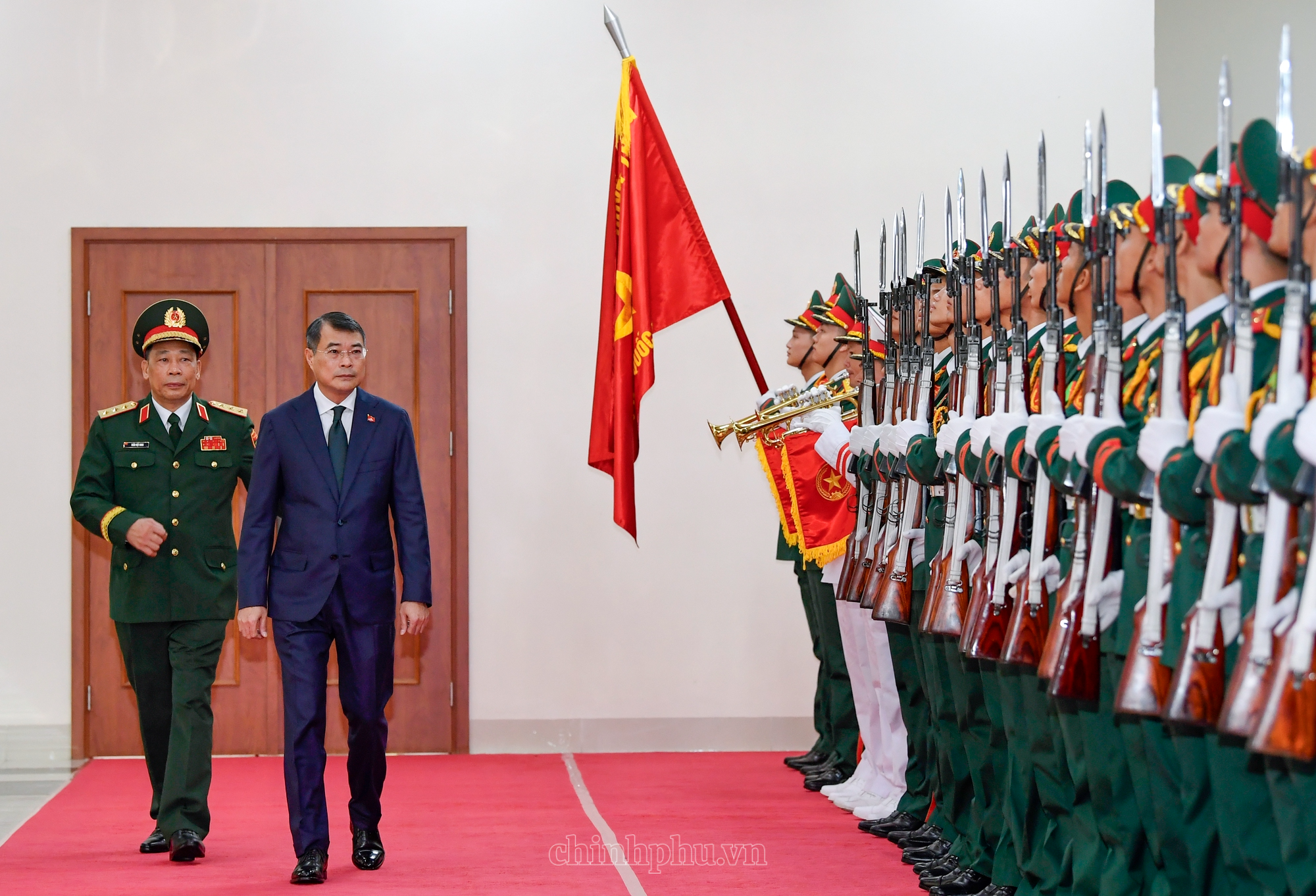 Thủ tướng: Chuẩn bị ứng phó những tình huống quân sự quốc phòng chưa có tiền lệ - Ảnh 1.