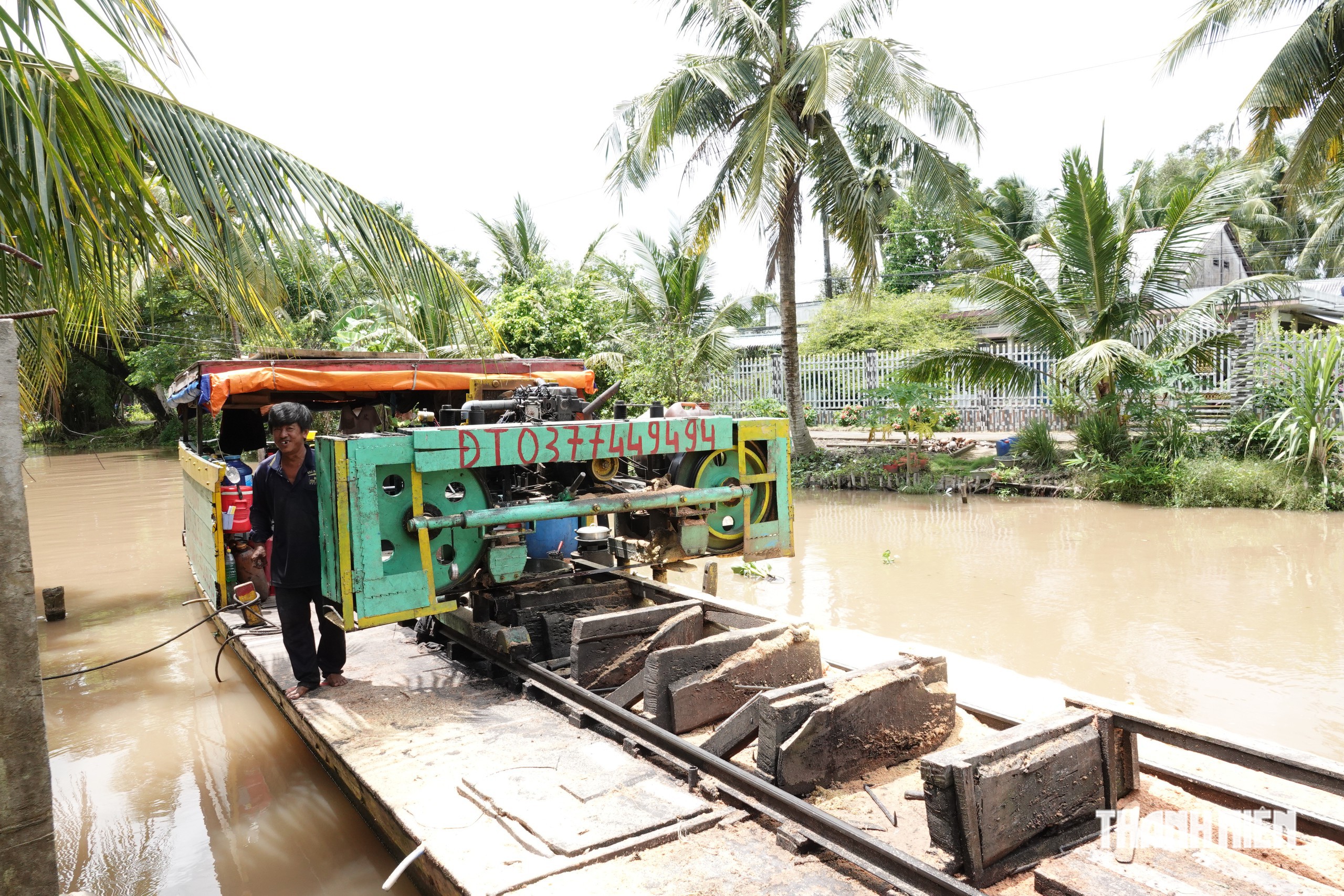 3 người miền Tây siêu hạng làm nghề xẻ gỗ trên sông nước- Ảnh 5.