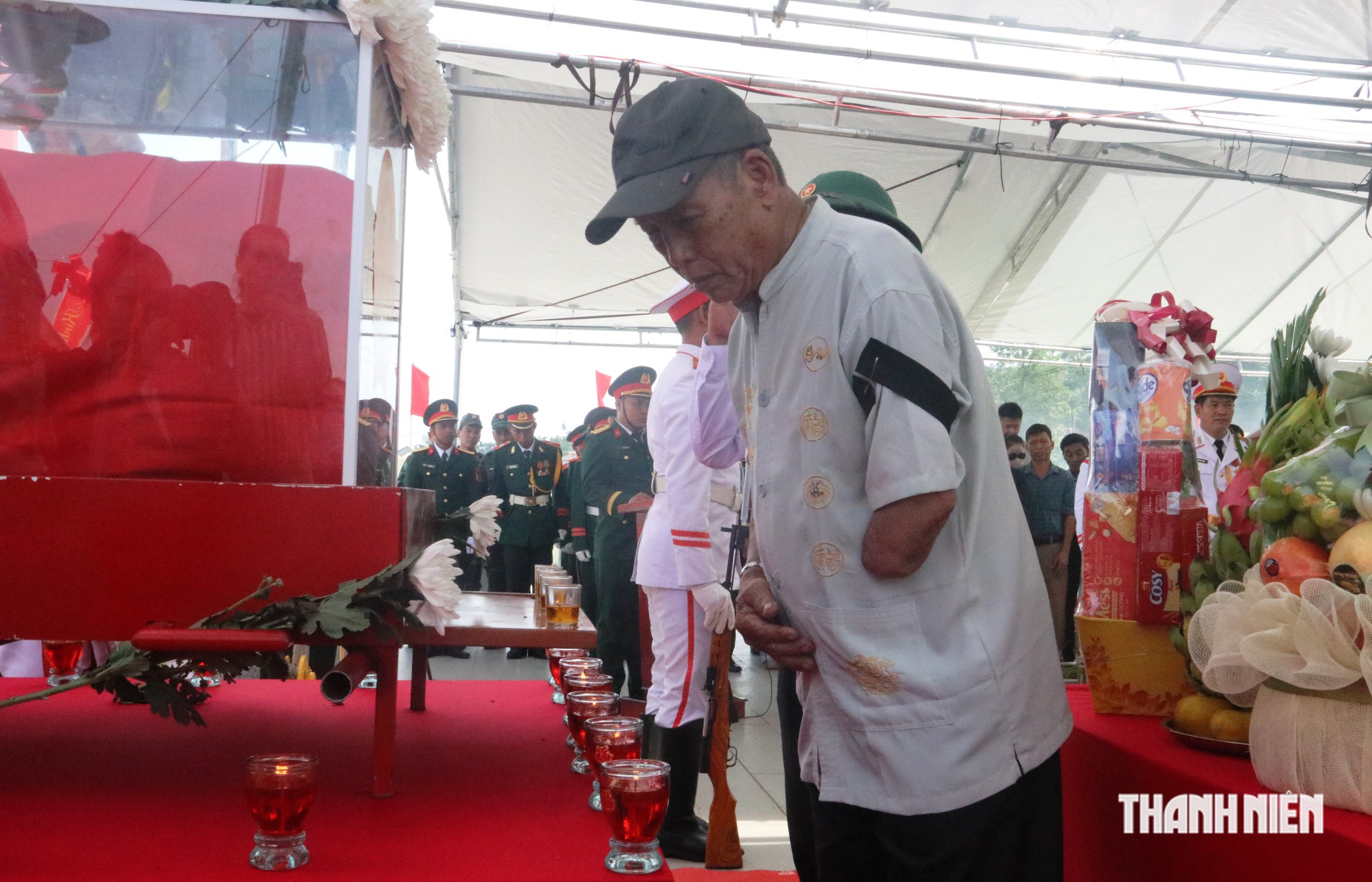Một câu nói sau hơn nửa thế kỷ: 'Mẹ ơi, con tìm được ông ngoại rồi!'- Ảnh 8.